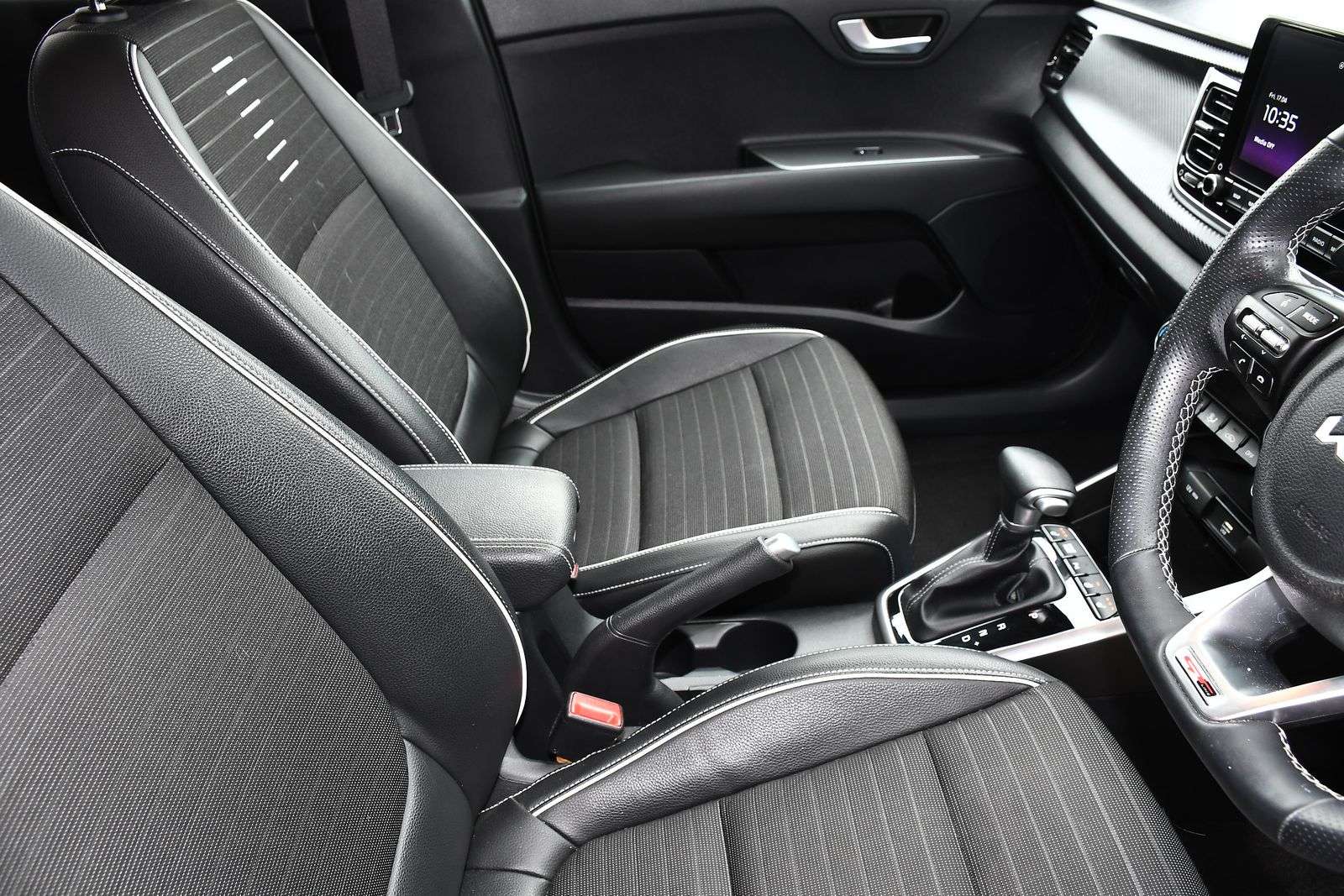 2023 KIA RIO 2023 KIA RIO