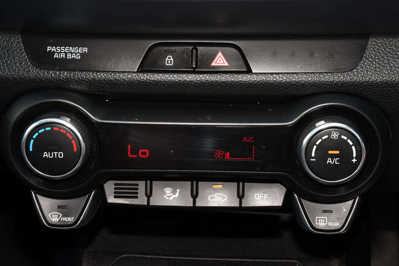 2019 KIA STONIC 2019 KIA STONIC