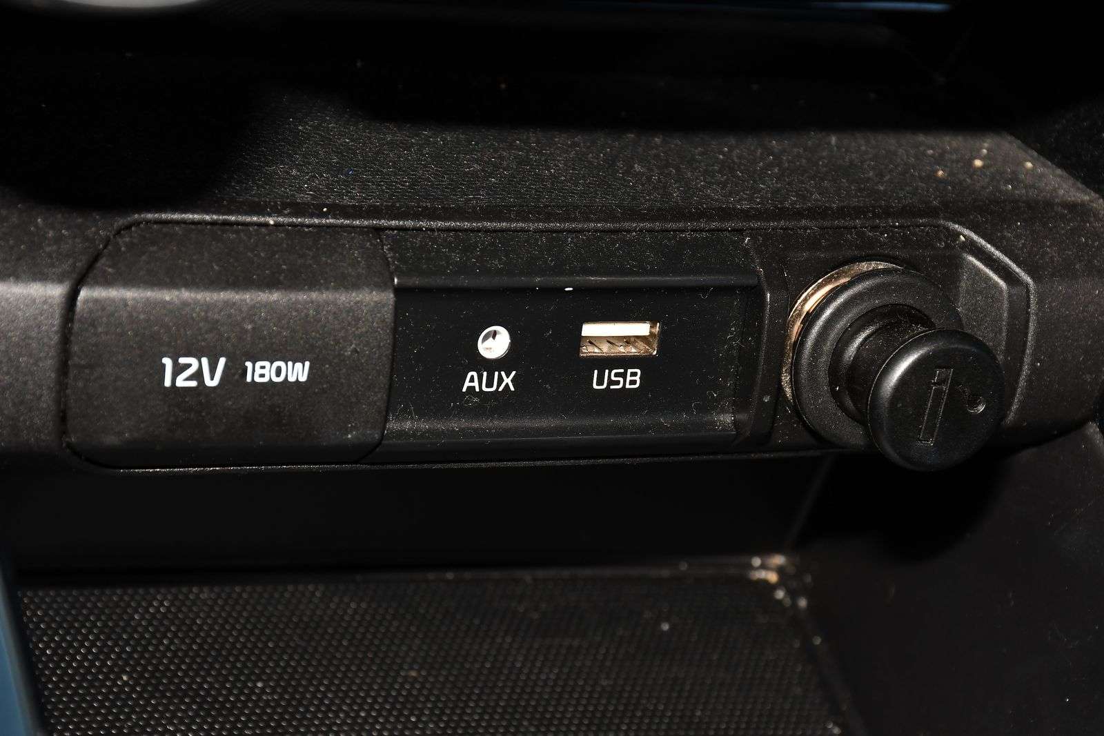 2019 KIA STONIC 2019 KIA STONIC