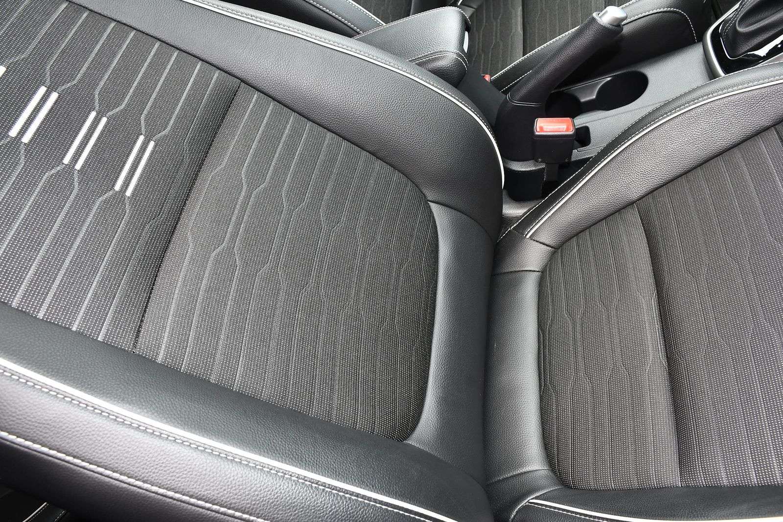 2024 KIA STONIC 2024 KIA STONIC