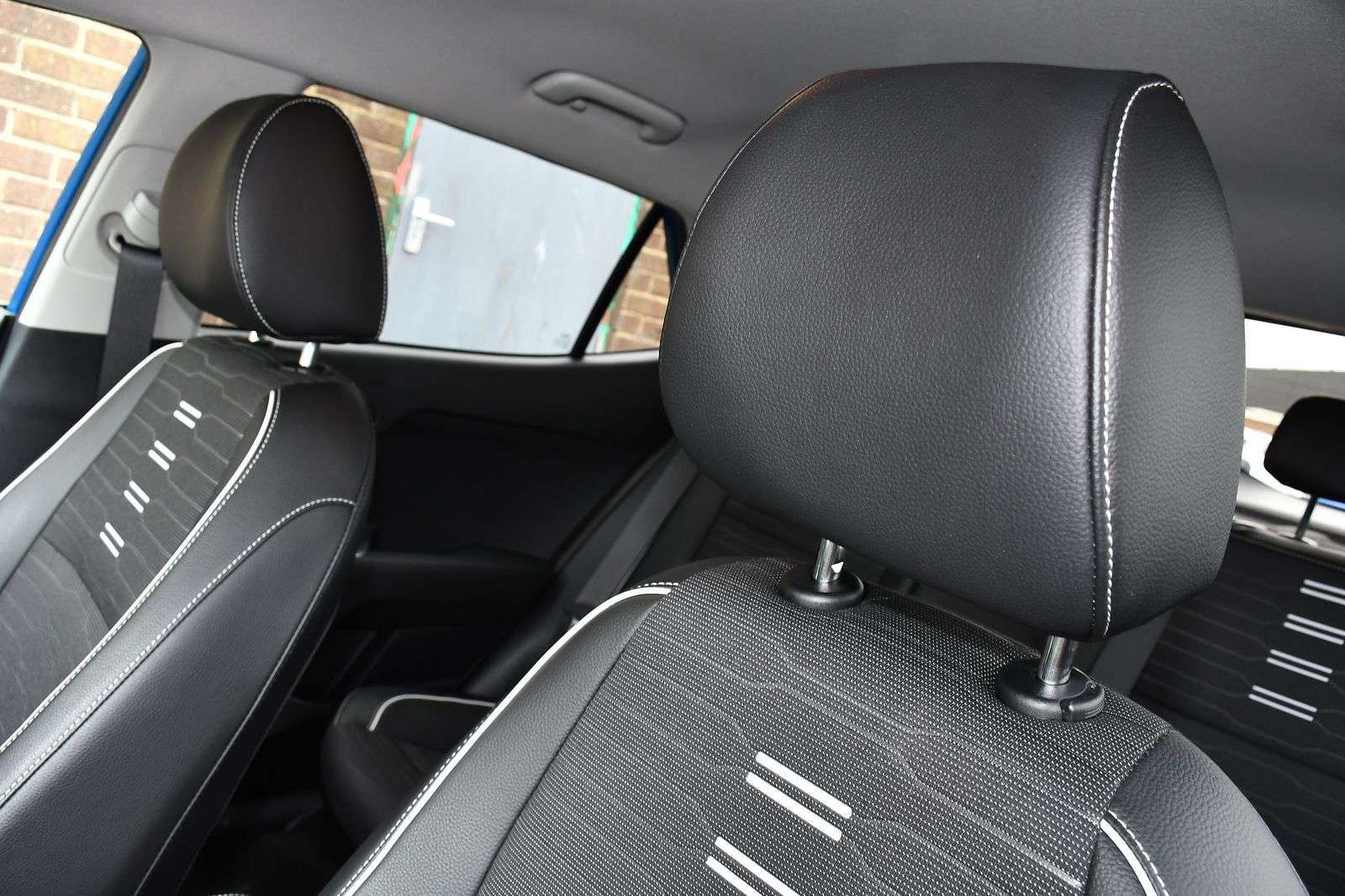 2024 KIA STONIC 2024 KIA STONIC