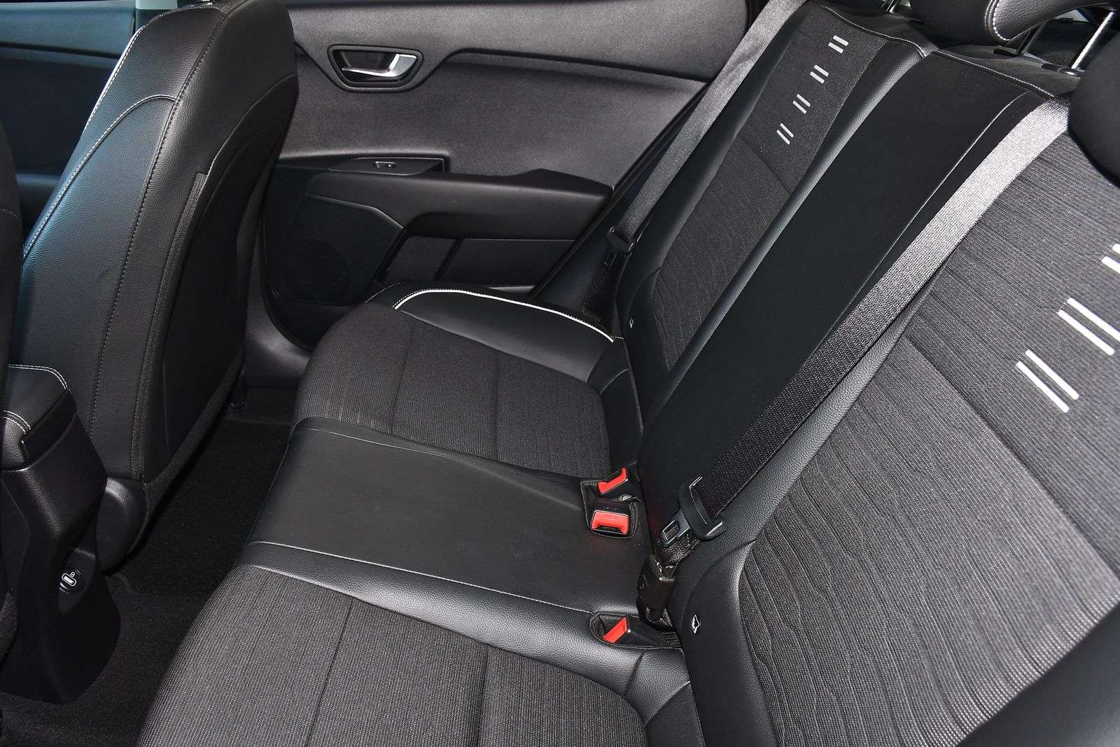 2024 KIA STONIC 2024 KIA STONIC