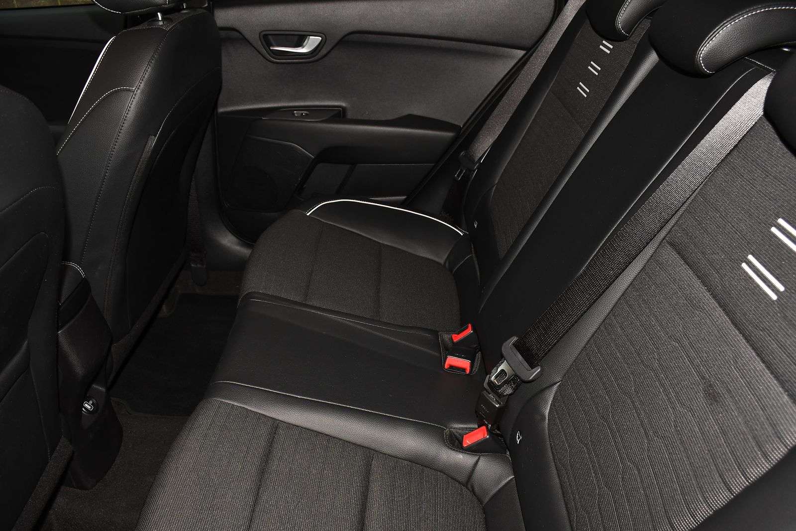 2023 KIA STONIC 2023 KIA STONIC