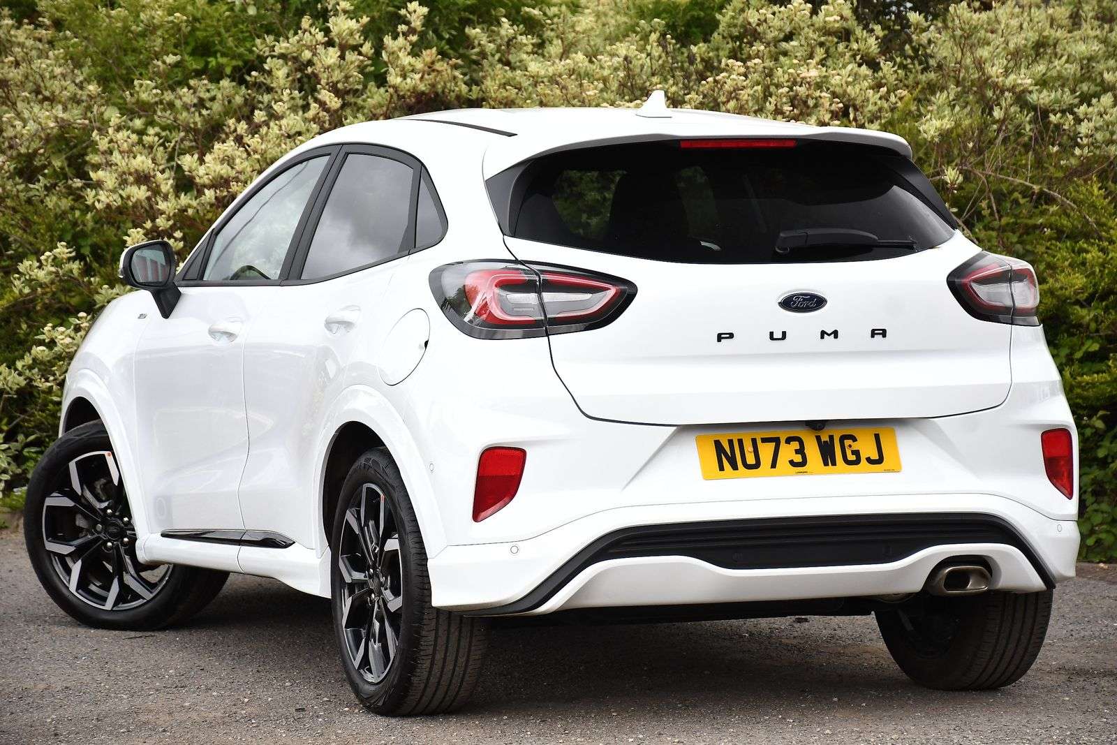 A 2023 FORD PUMA 1.0T EcoBoost MHEV ST-Line X SUV 5dr Petrol Hybrid DCT Euro 6 (s/s) (125 ps) A 2023 FORD PUMA 1.0T EcoBoost MHEV ST-Line X SUV 5dr Petrol Hybrid DCT Euro 6 (s/s) (125 ps)