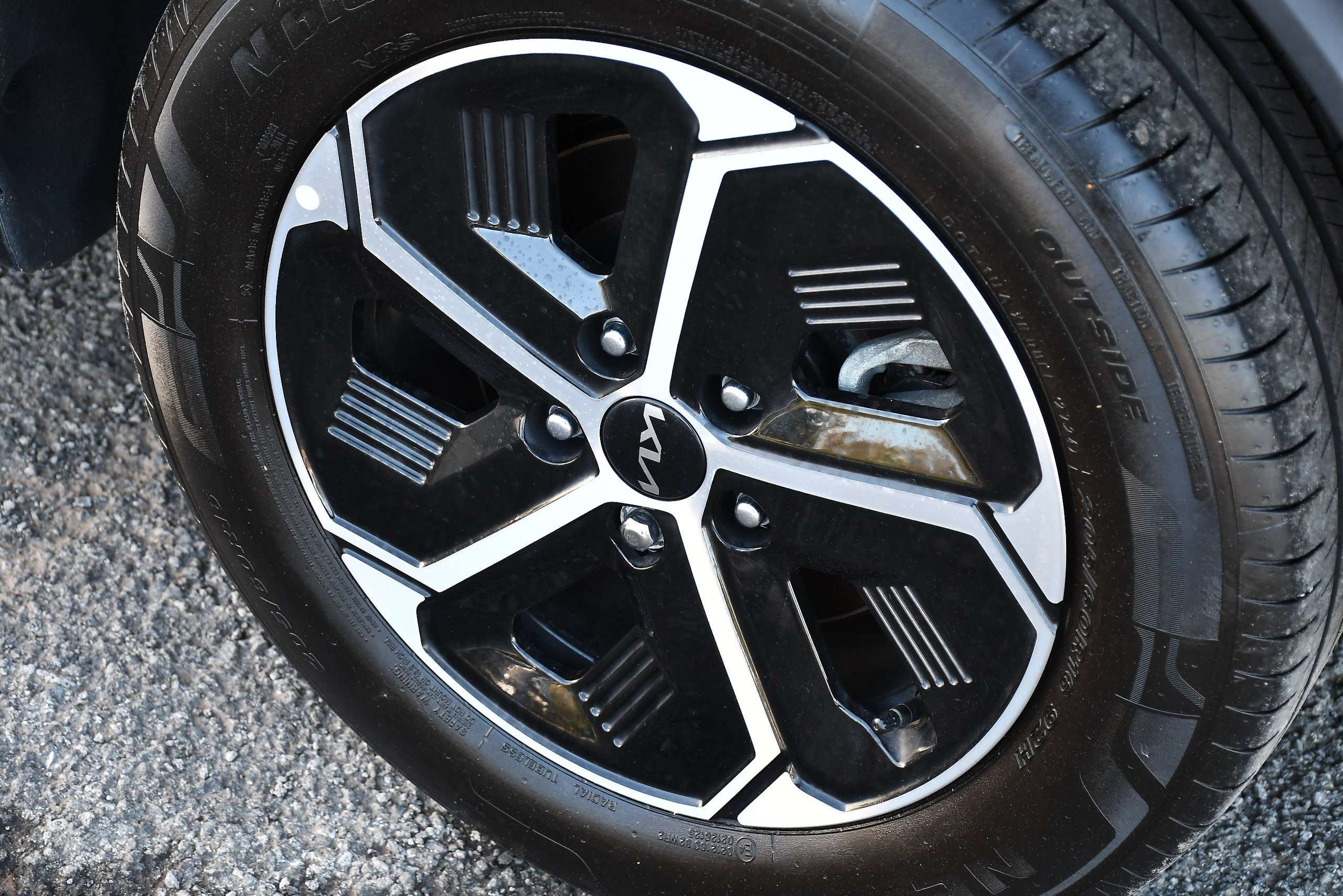 2024 KIA NIRO 2024 KIA NIRO
