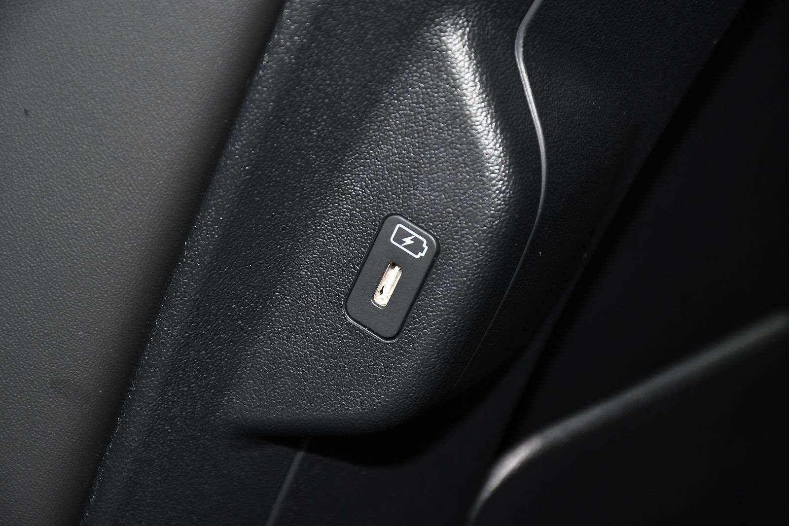 2025 KIA NIRO 2025 KIA NIRO