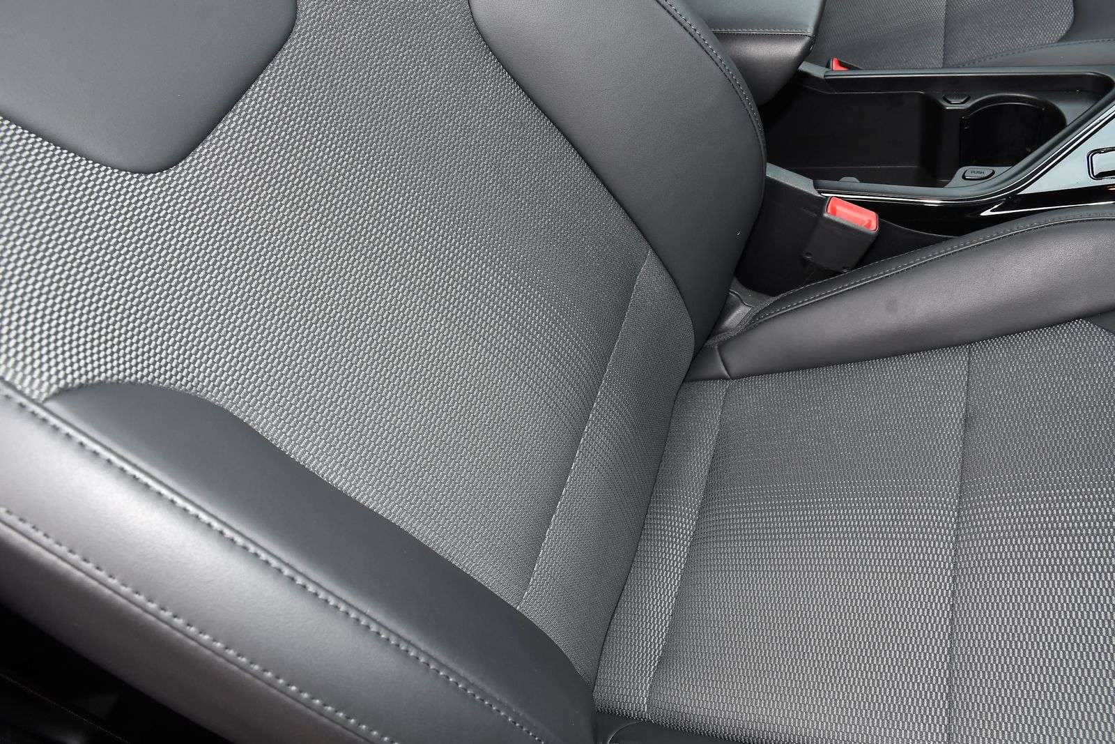 2025 KIA NIRO 2025 KIA NIRO