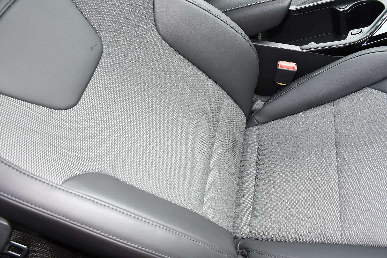 2026 KIA NIRO 2026 KIA NIRO