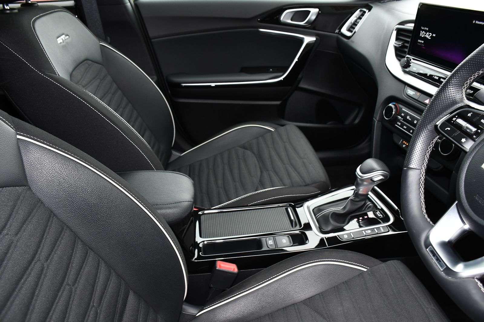 2025 KIA XCEED 2025 KIA XCEED