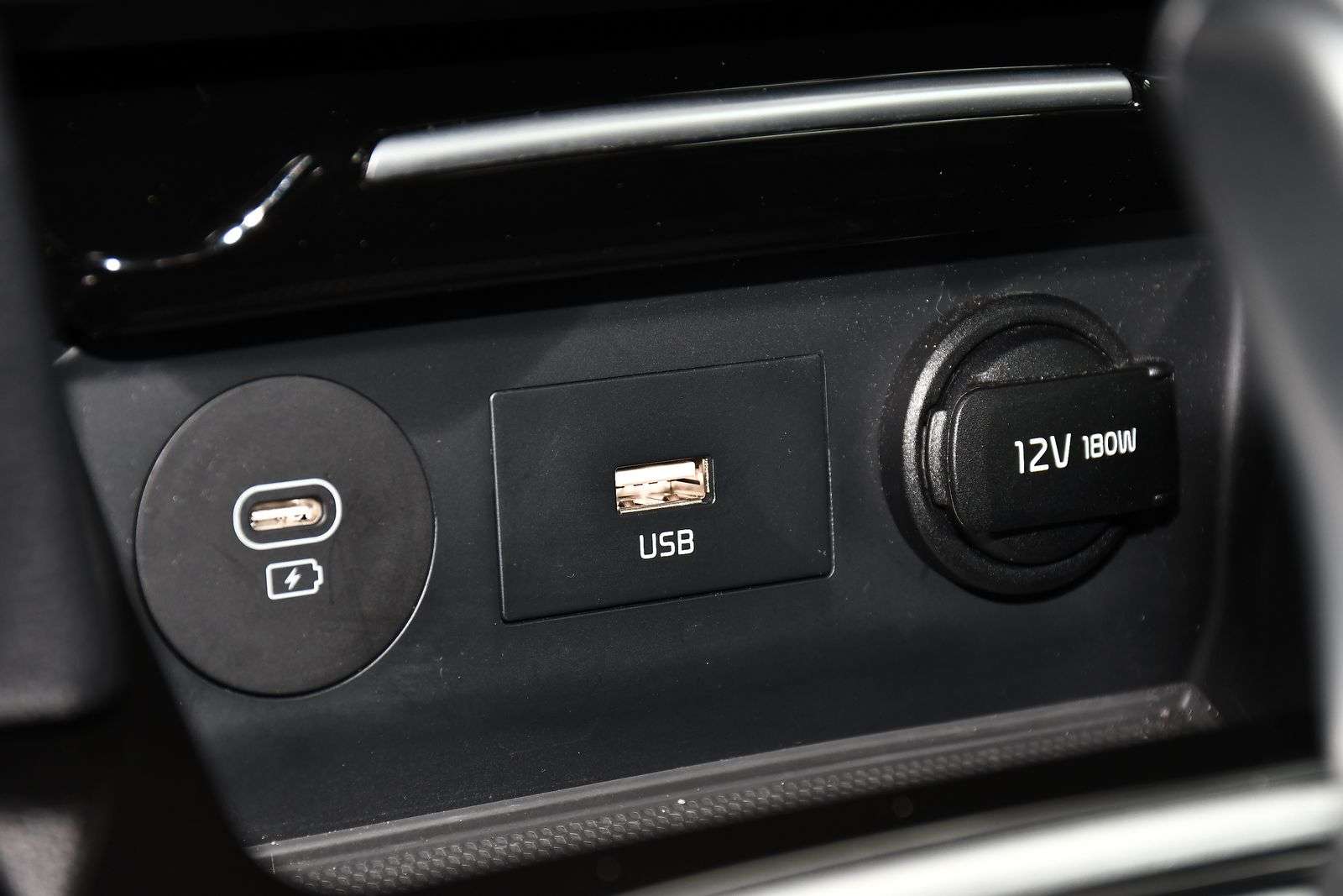 2025 KIA XCEED 2025 KIA XCEED