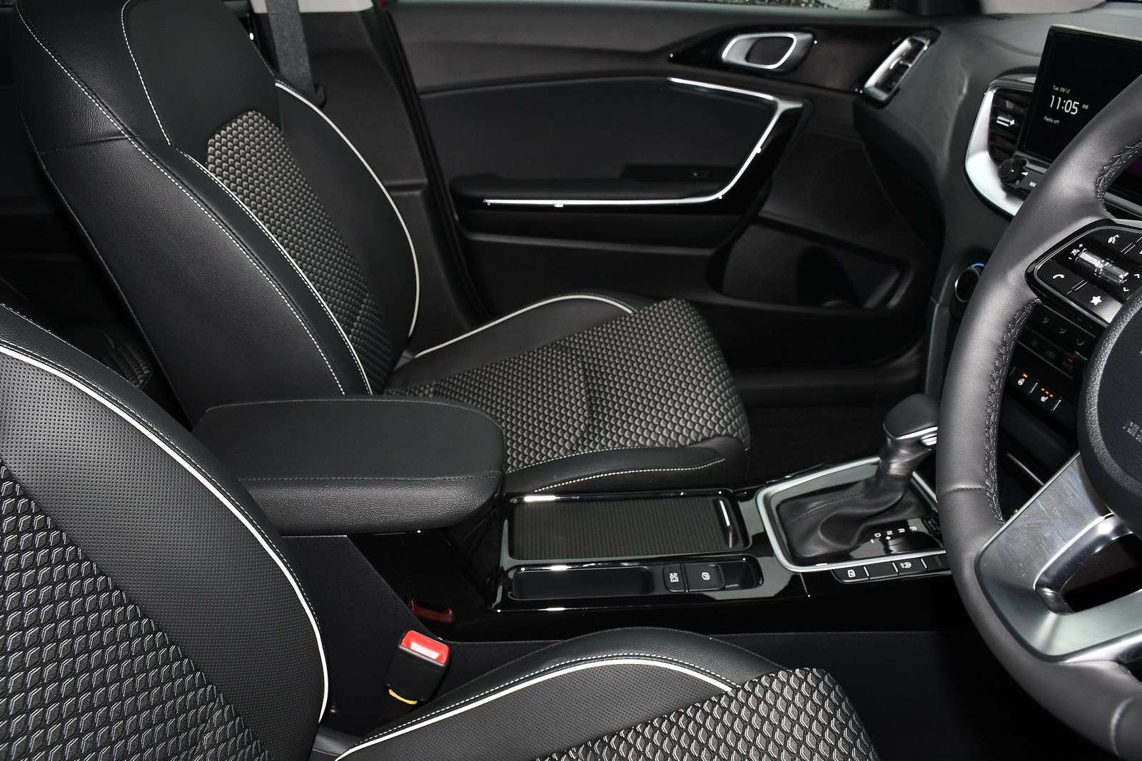 2025 KIA XCEED 2025 KIA XCEED