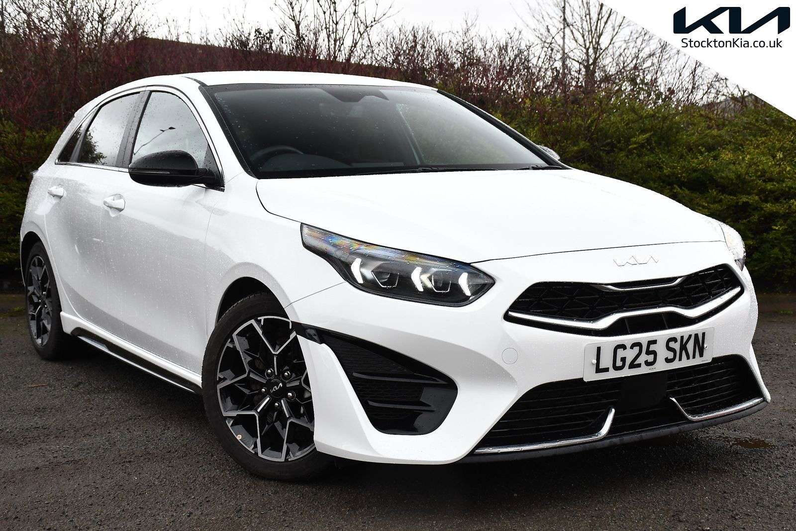 A 2025 KIA CEED 1.5 T-GDi GT-Line Hatchback 5dr Petrol DCT Euro 6 (s/s) (138 bhp) A 2025 KIA CEED 1.5 T-GDi GT-Line Hatchback 5dr Petrol DCT Euro 6 (s/s) (138 bhp)