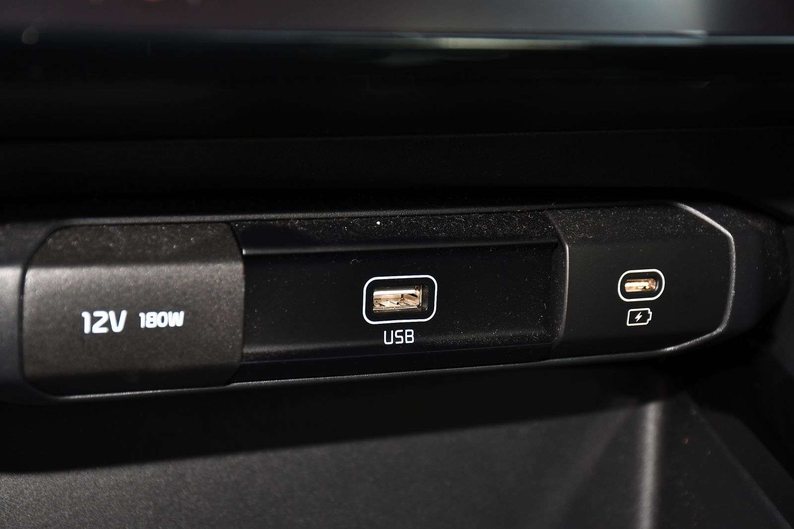 2022 KIA NIRO 2022 KIA NIRO