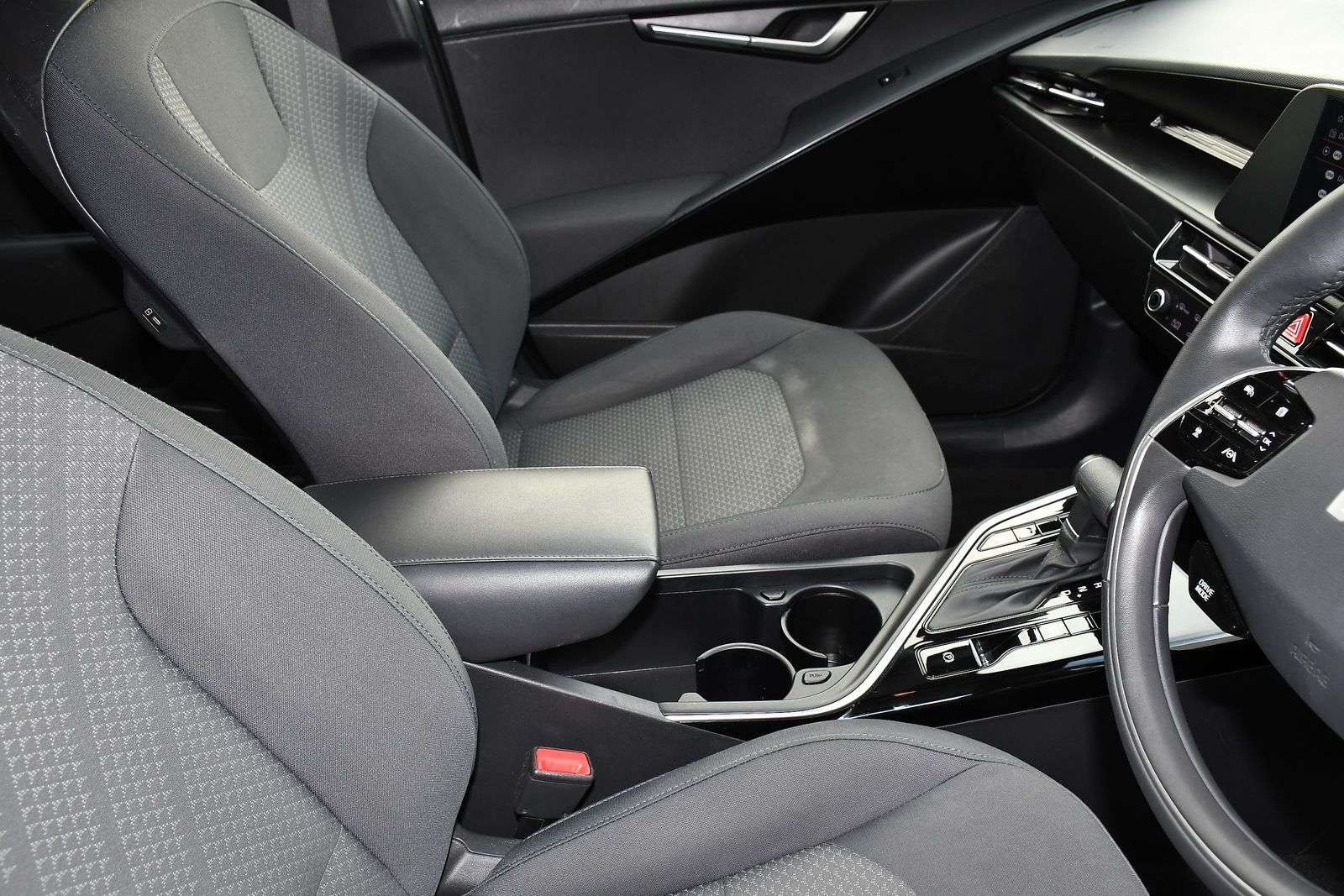 2023 KIA NIRO 2023 KIA NIRO