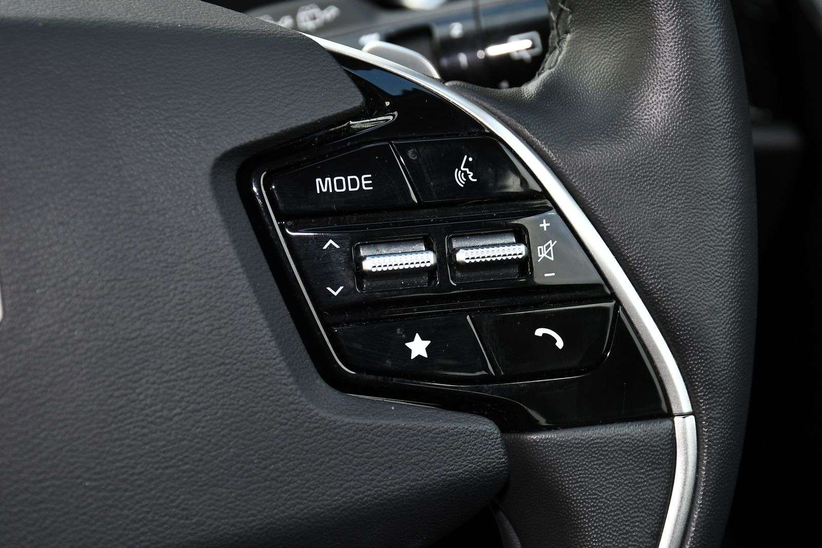 2023 KIA NIRO 2023 KIA NIRO