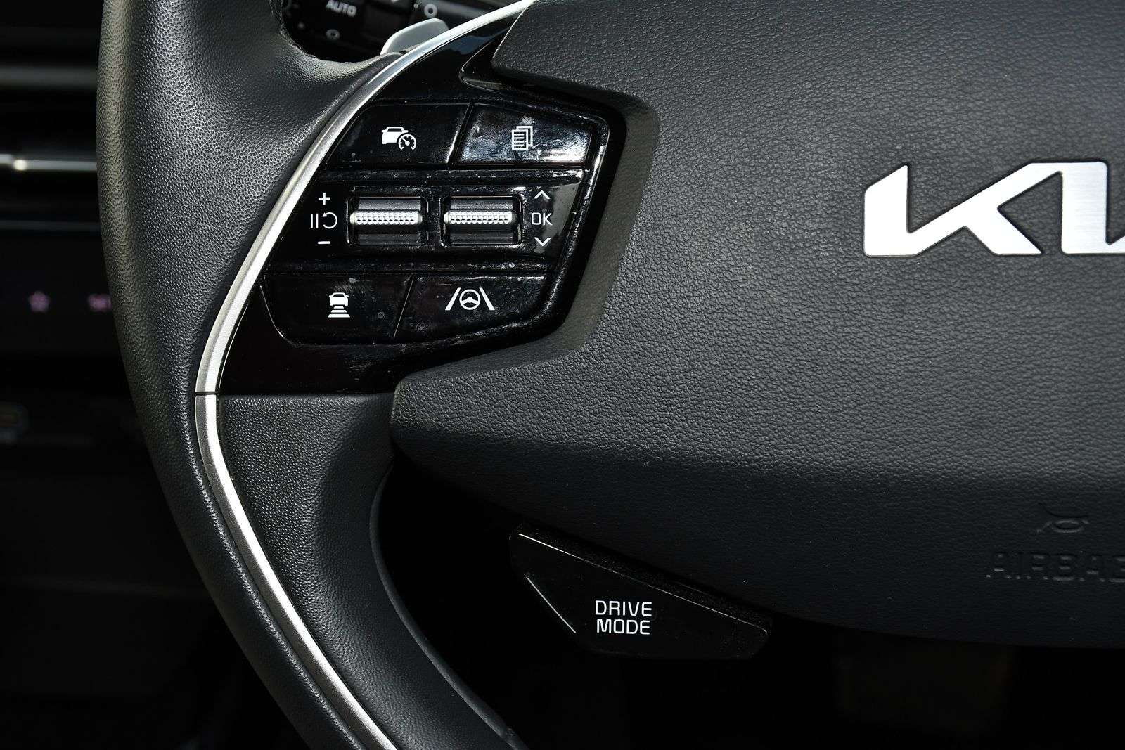 2023 KIA NIRO 2023 KIA NIRO