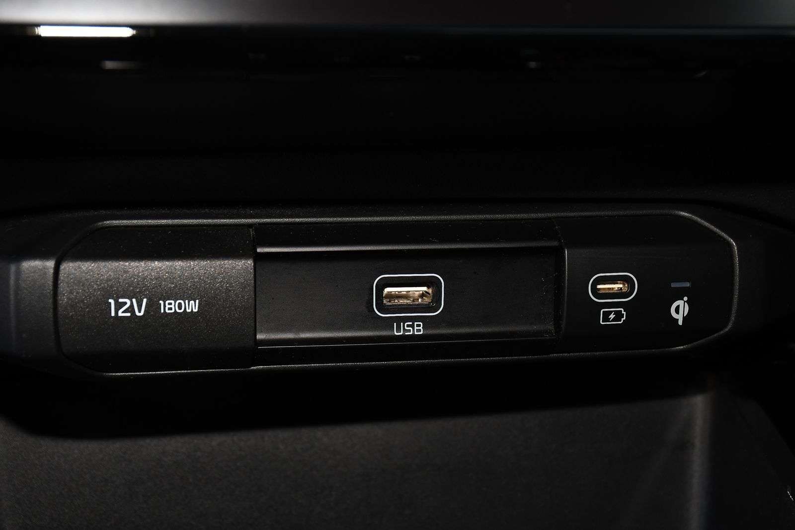 2022 KIA NIRO 2022 KIA NIRO