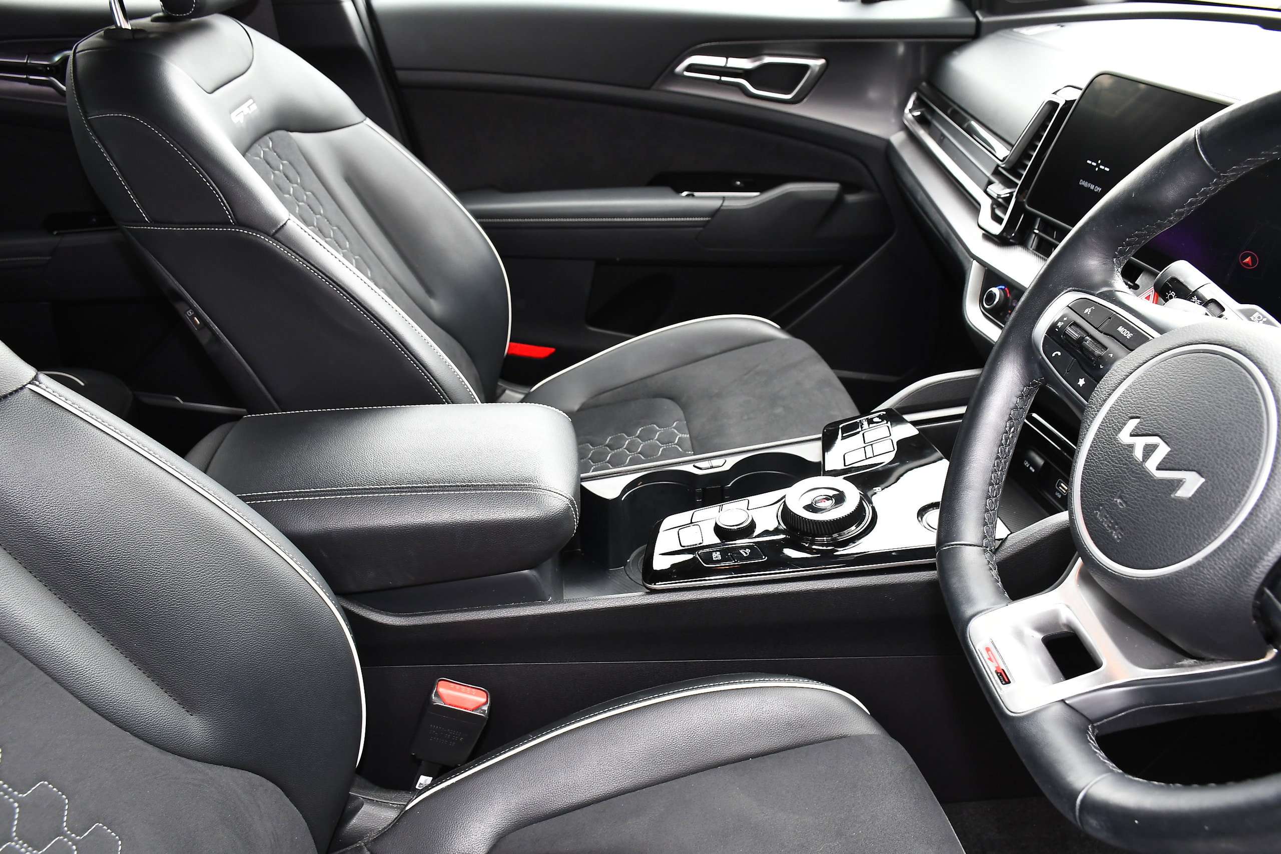 2023 KIA SPORTAGE 2023 KIA SPORTAGE