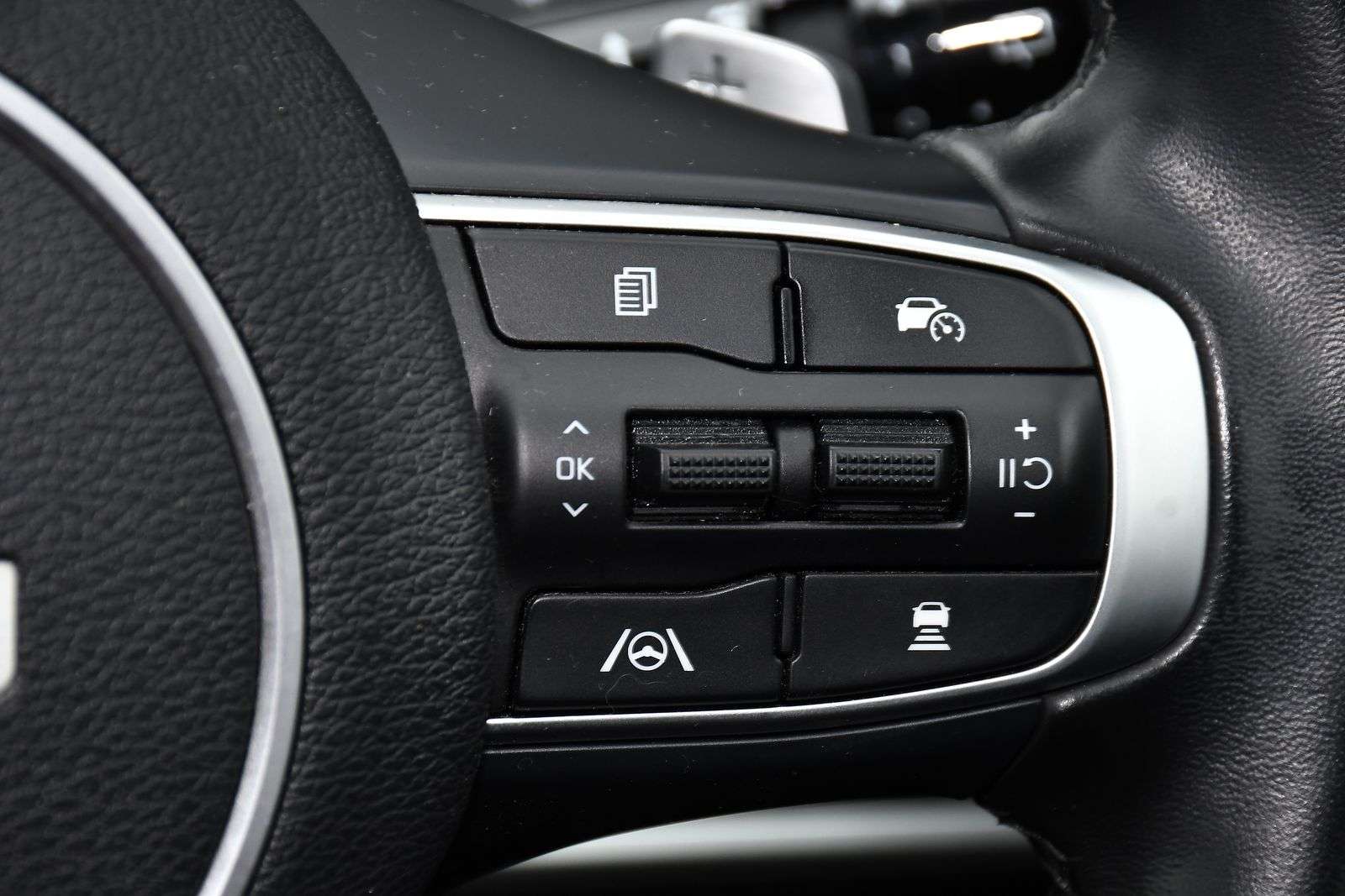 2023 KIA SPORTAGE 2023 KIA SPORTAGE