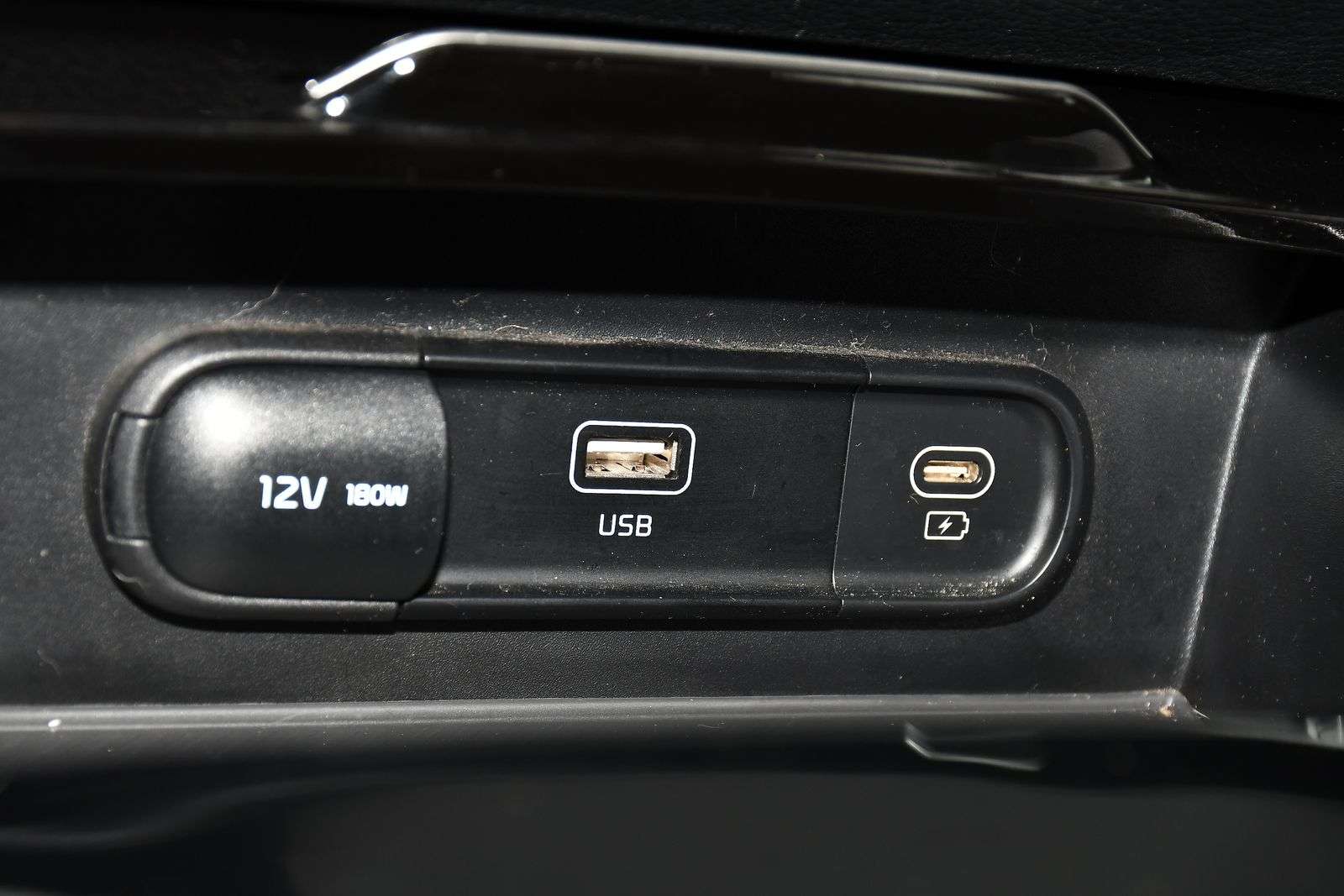 2023 KIA SPORTAGE 2023 KIA SPORTAGE