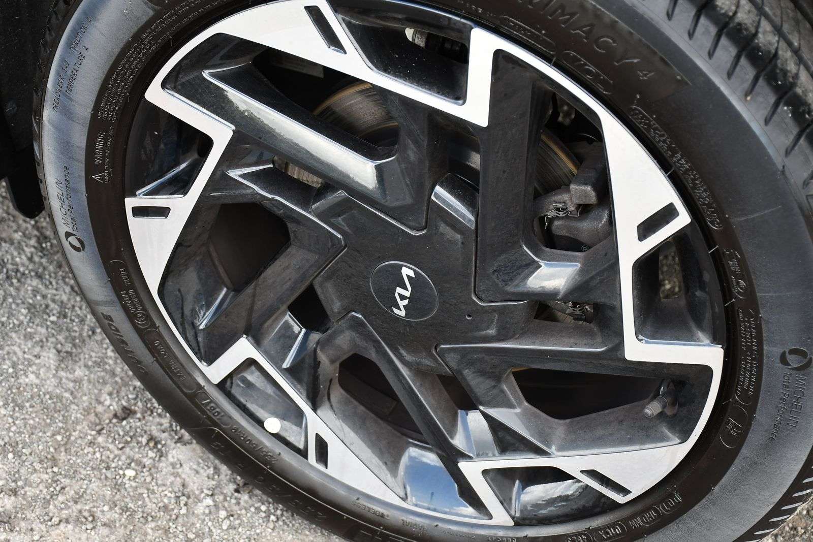 2023 KIA SPORTAGE 2023 KIA SPORTAGE