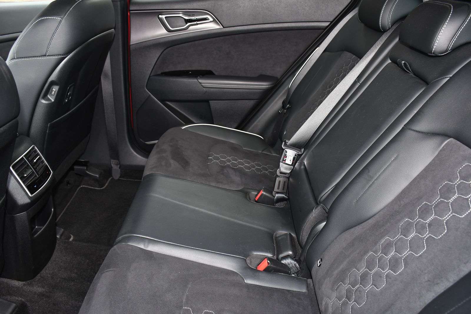 2023 KIA SPORTAGE 2023 KIA SPORTAGE