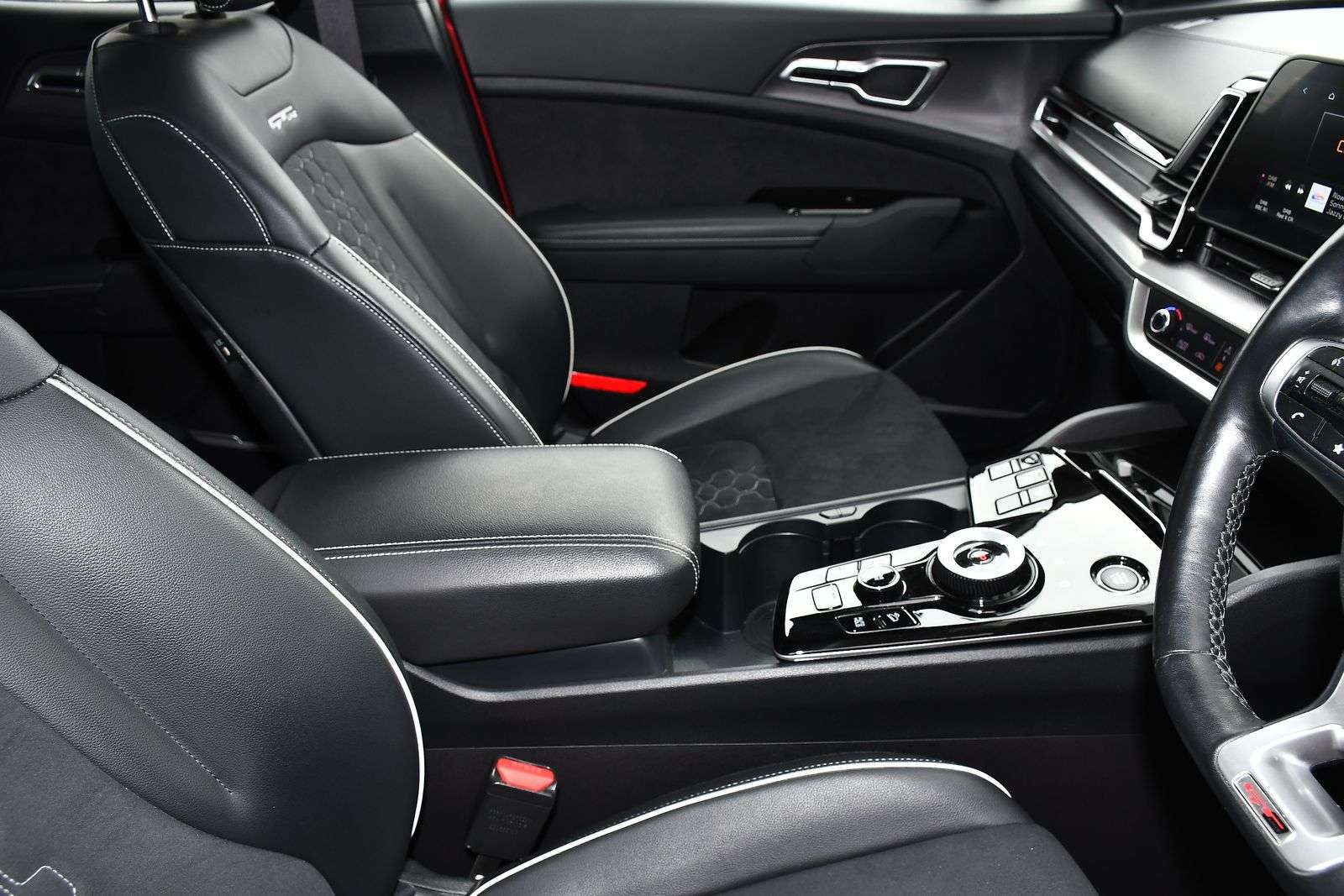 2023 KIA SPORTAGE 2023 KIA SPORTAGE