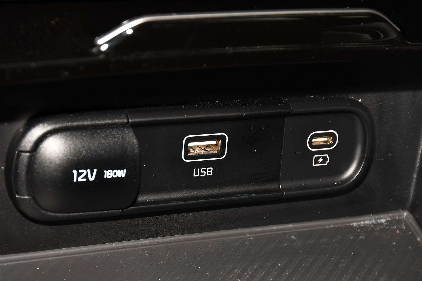 2023 KIA SPORTAGE 2023 KIA SPORTAGE