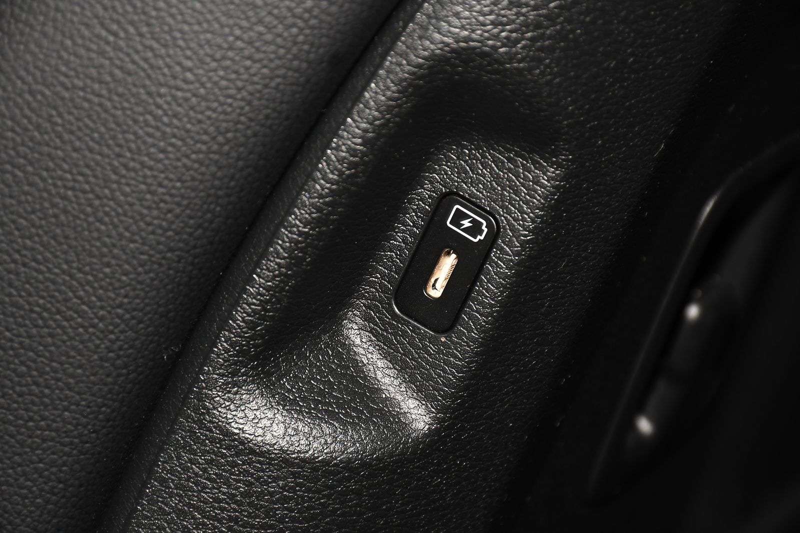 2023 KIA SPORTAGE 2023 KIA SPORTAGE