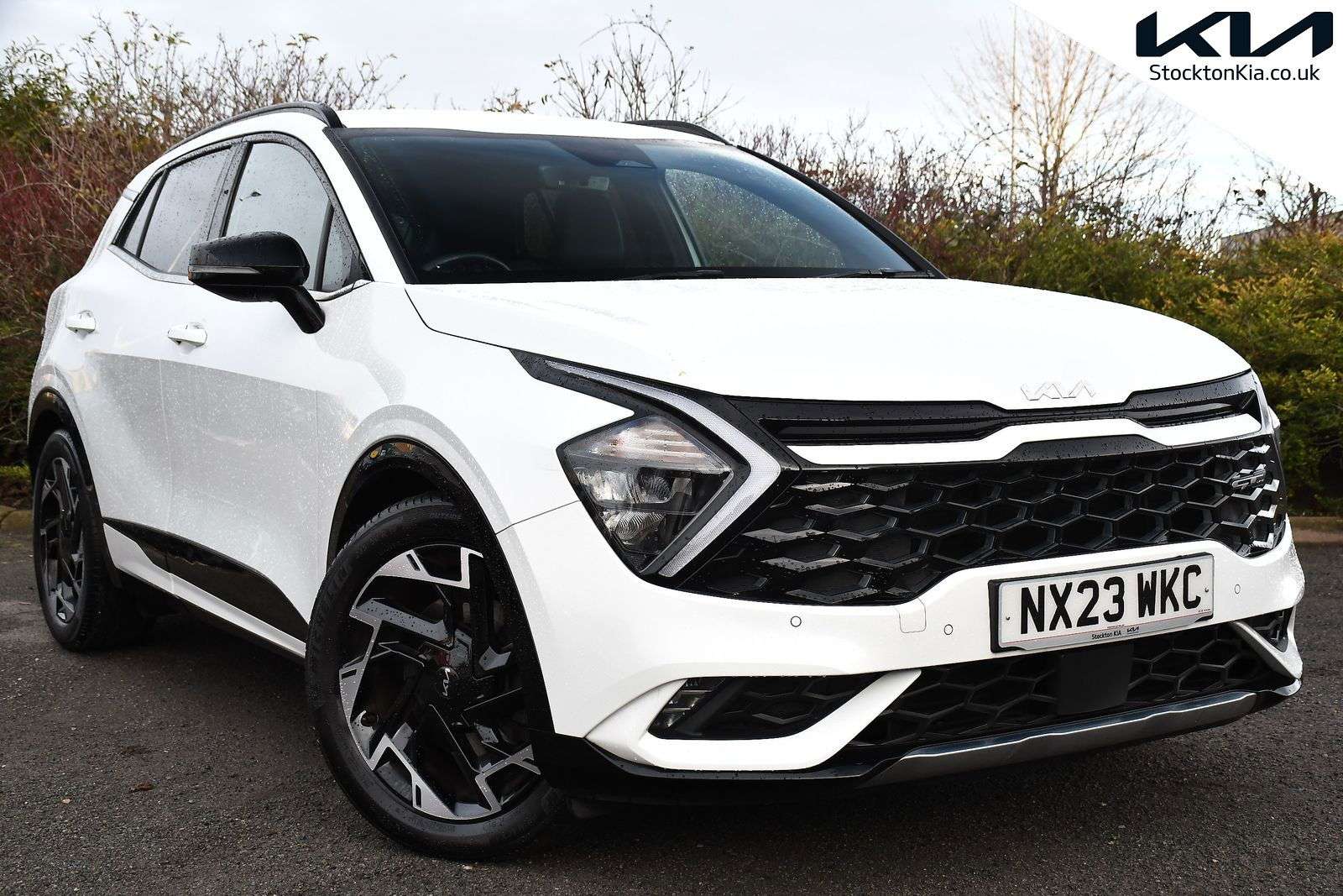 A 2023 KIA SPORTAGE 1.6 T-GDi MHEV GT-Line SUV 5dr Petrol Hybrid DCT Euro 6 (s/s) (148 bhp) A 2023 KIA SPORTAGE 1.6 T-GDi MHEV GT-Line SUV 5dr Petrol Hybrid DCT Euro 6 (s/s) (148 bhp)