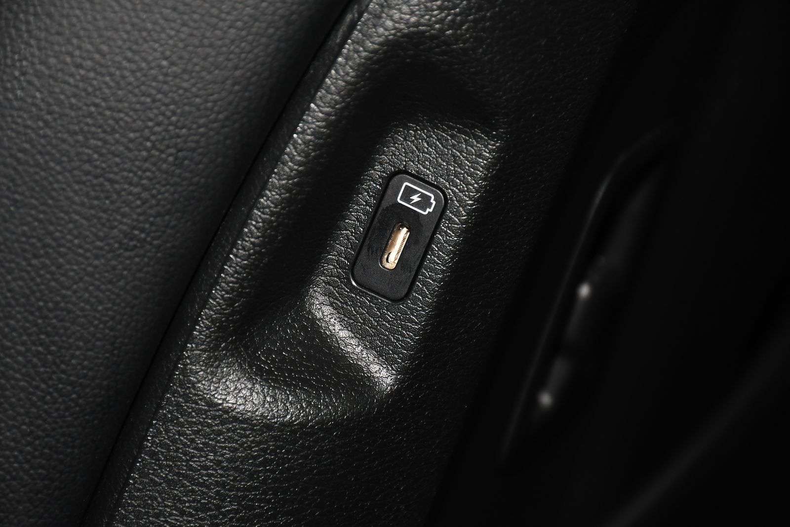 2023 KIA SPORTAGE 2023 KIA SPORTAGE