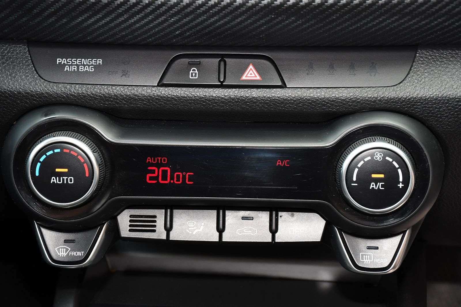 2025 KIA STONIC 2025 KIA STONIC