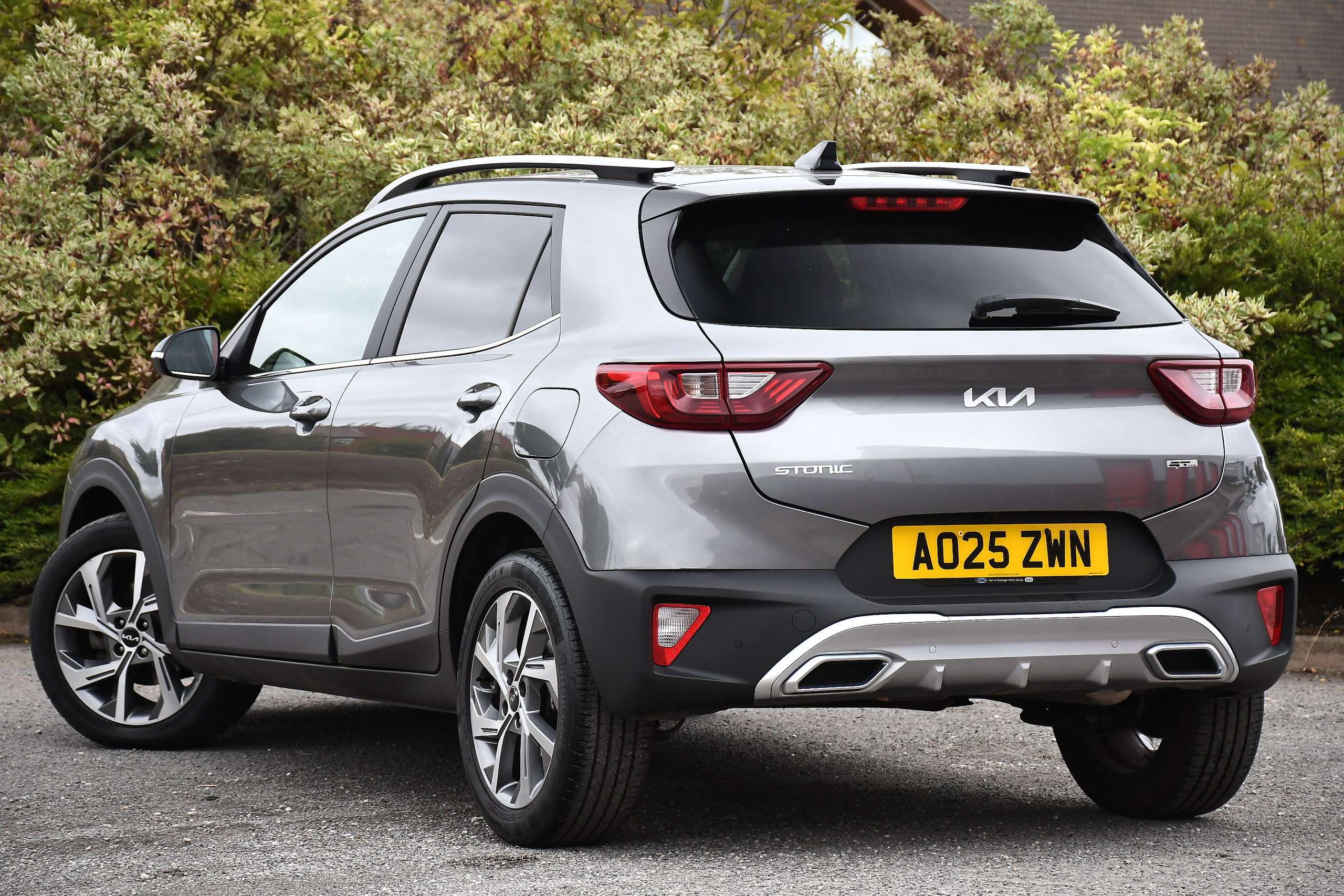 A 2025 KIA STONIC 1.0 T-GDi GT-Line SUV 5dr Petrol DCT Euro 6 (s/s) (98 bhp) A 2025 KIA STONIC 1.0 T-GDi GT-Line SUV 5dr Petrol DCT Euro 6 (s/s) (98 bhp)