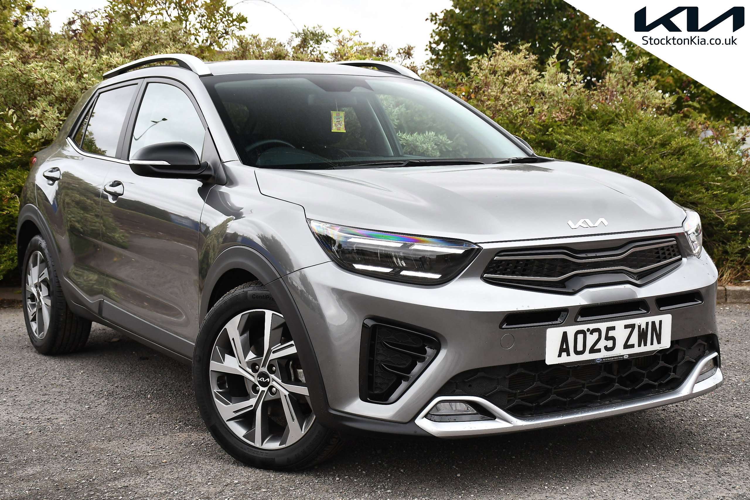 A 2025 KIA STONIC 1.0 T-GDi GT-Line SUV 5dr Petrol DCT Euro 6 (s/s) (98 bhp) A 2025 KIA STONIC 1.0 T-GDi GT-Line SUV 5dr Petrol DCT Euro 6 (s/s) (98 bhp)