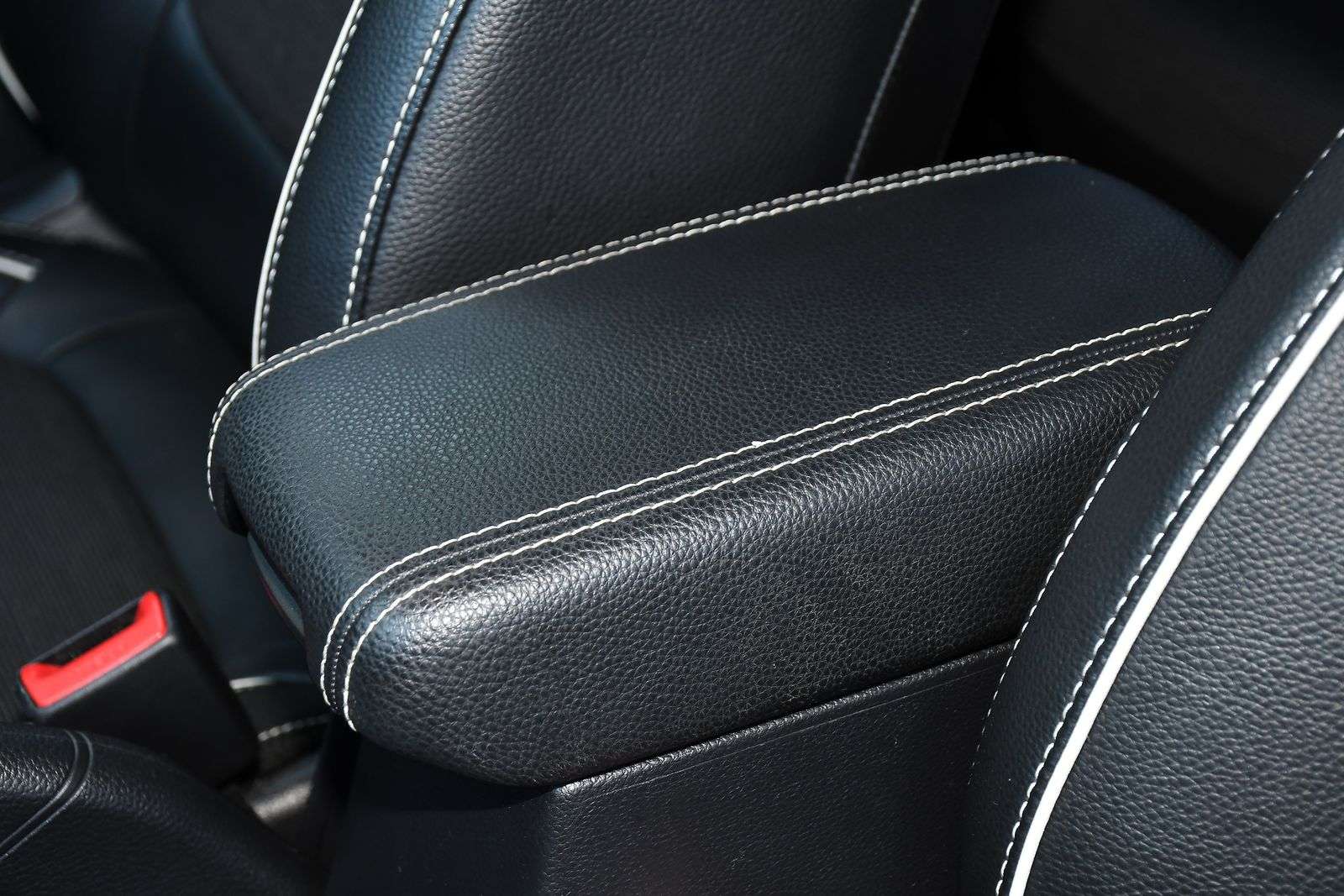 2023 KIA STONIC 2023 KIA STONIC