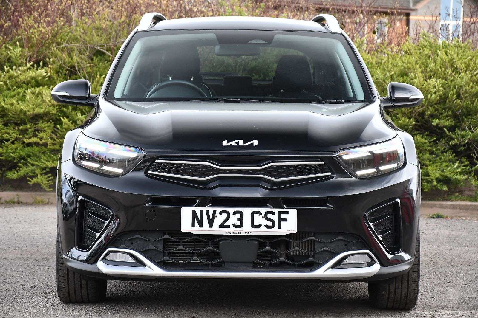 A 2023 KIA STONIC 1.0 T-GDi GT-Line SUV 5dr Petrol DCT Euro 6 (s/s) (99 bhp) A 2023 KIA STONIC 1.0 T-GDi GT-Line SUV 5dr Petrol DCT Euro 6 (s/s) (99 bhp)