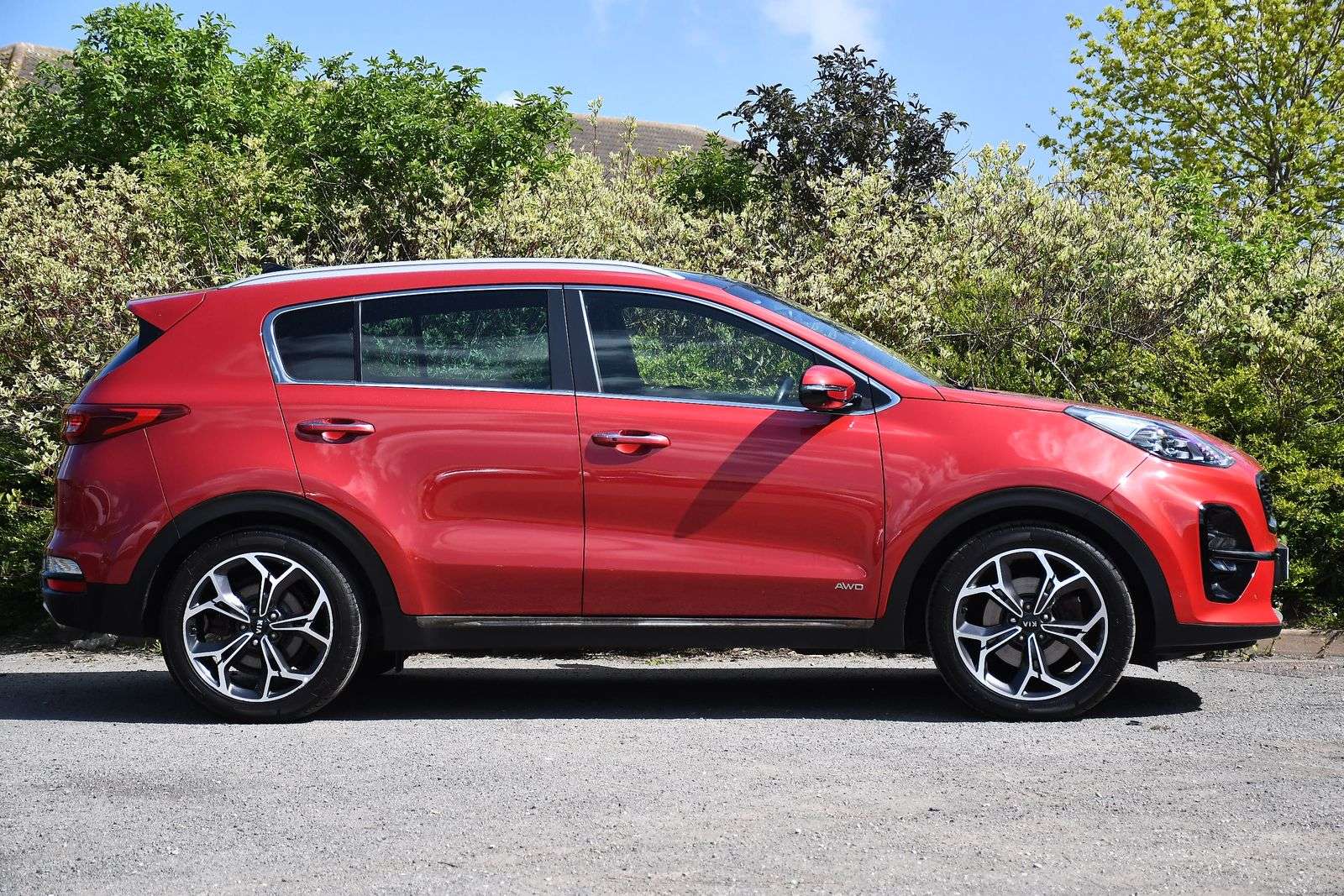 A 2021 KIA SPORTAGE 1.6 T-GDi GT-Line S SUV 5dr Petrol DCT AWD Euro 6 (s/s) (174 bhp) A 2021 KIA SPORTAGE 1.6 T-GDi GT-Line S SUV 5dr Petrol DCT AWD Euro 6 (s/s) (174 bhp)
