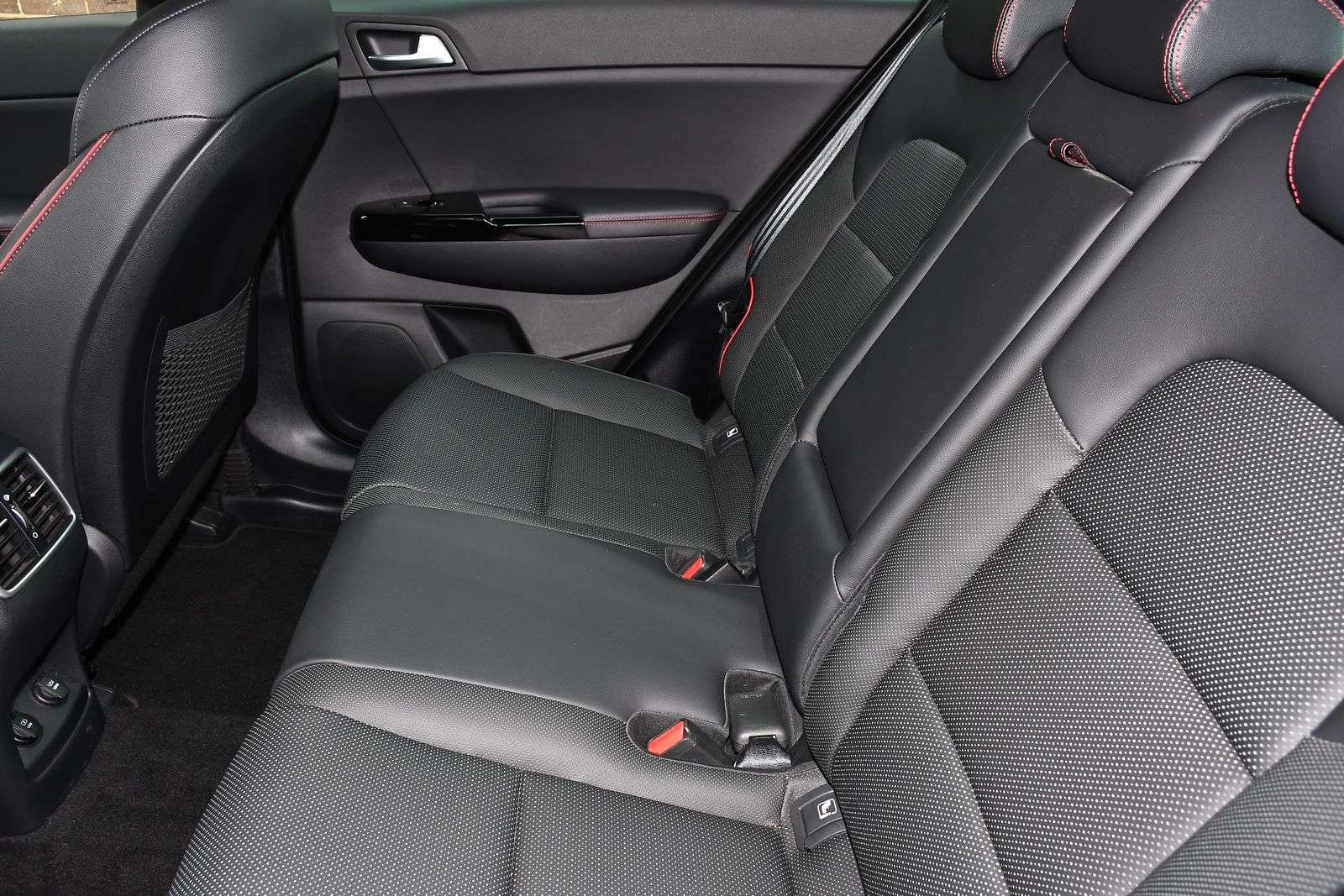 2019 KIA SPORTAGE 2019 KIA SPORTAGE