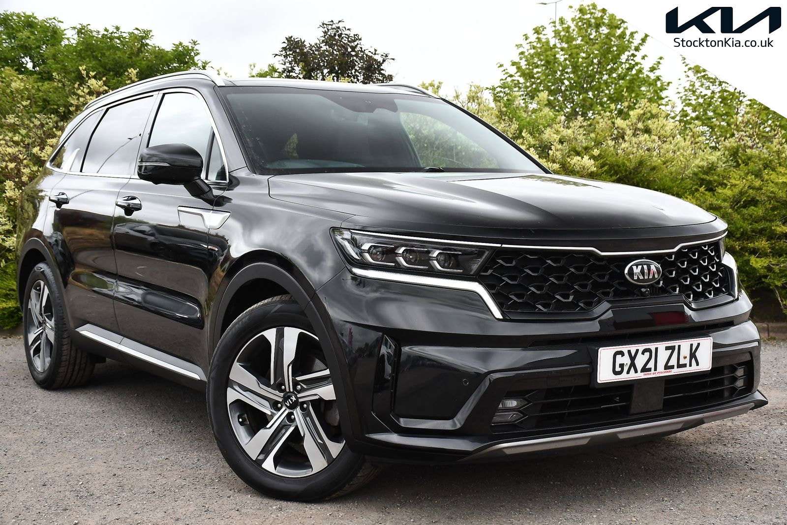 A 2021 KIA SORENTO 1.6 h T-GDi 4 SUV 5dr Petrol Hybrid Auto AWD Euro 6 (s/s) (226 bhp) A 2021 KIA SORENTO 1.6 h T-GDi 4 SUV 5dr Petrol Hybrid Auto AWD Euro 6 (s/s) (226 bhp)