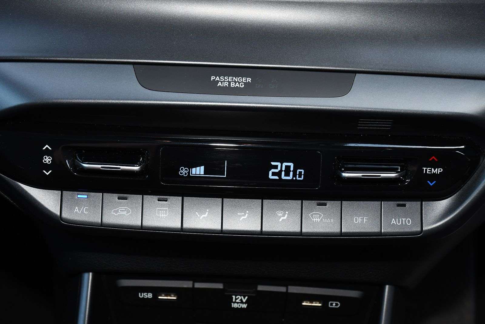 2023 HYUNDAI I20 2023 HYUNDAI I20