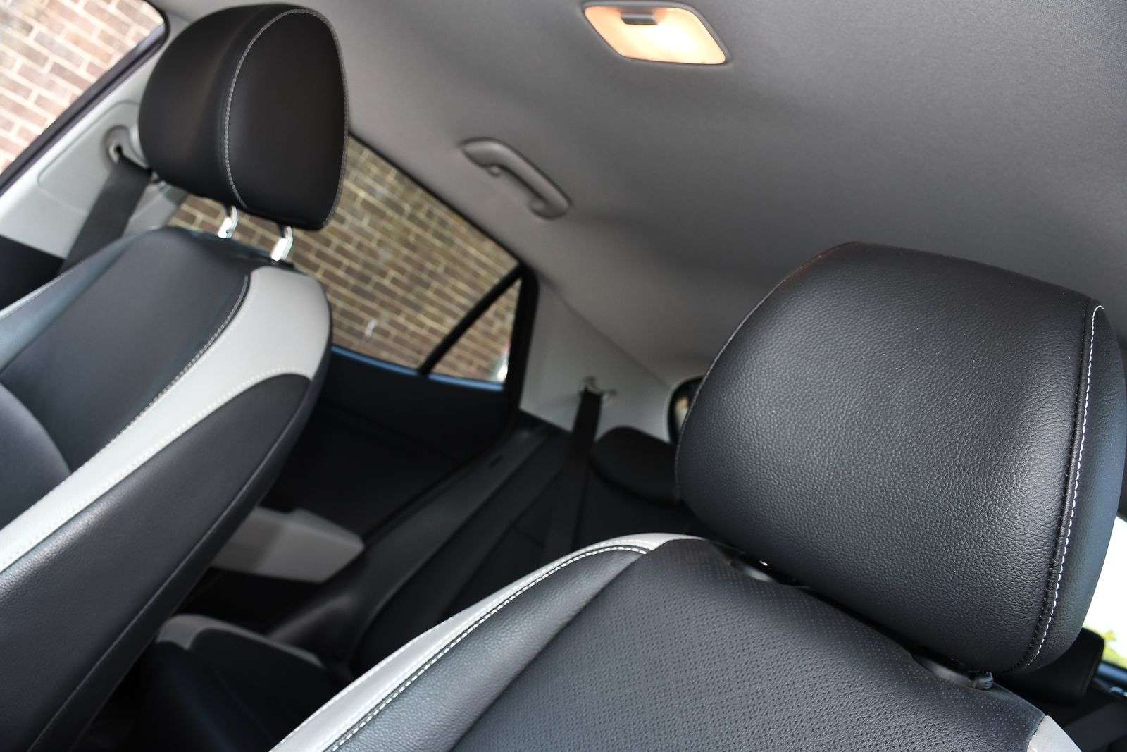 2019 KIA STONIC 2019 KIA STONIC