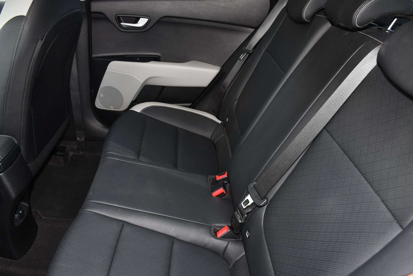 2019 KIA STONIC 2019 KIA STONIC