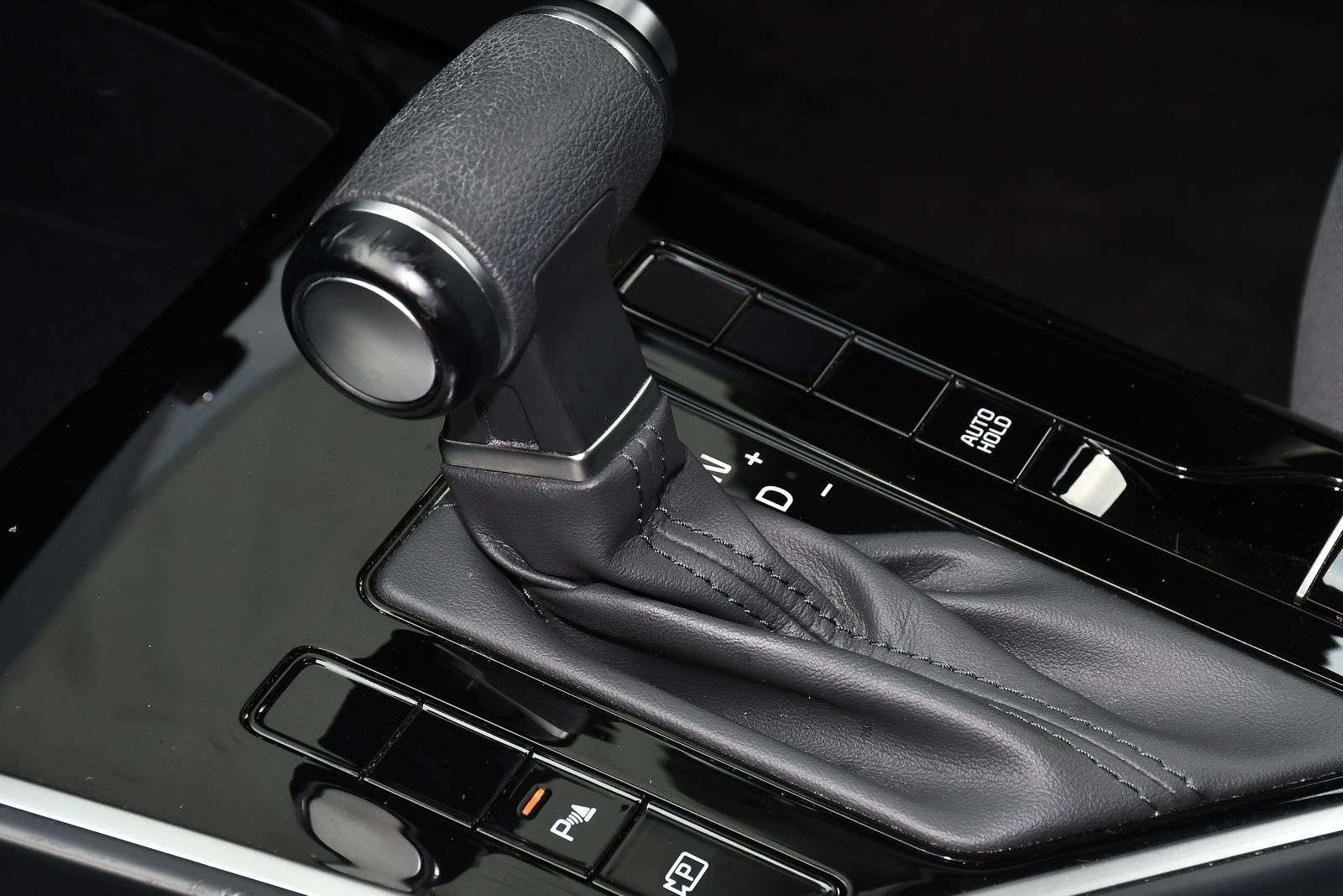 2023 KIA NIRO 2023 KIA NIRO