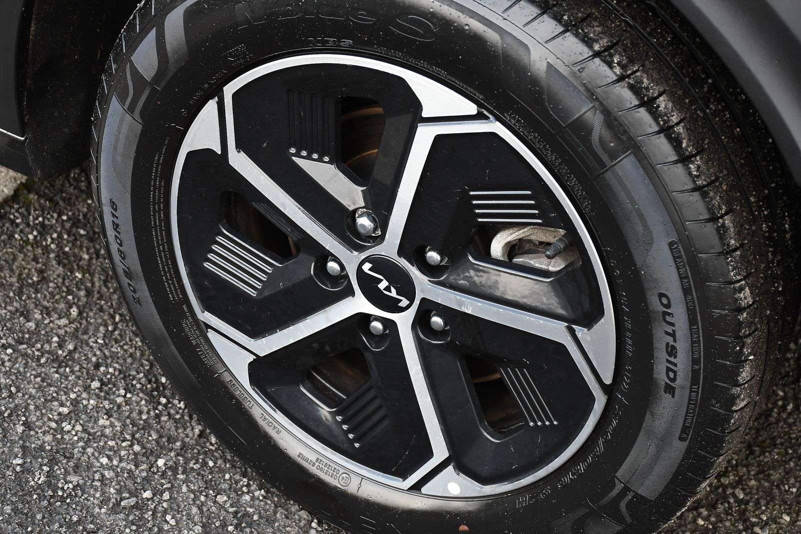 2023 KIA NIRO 2023 KIA NIRO