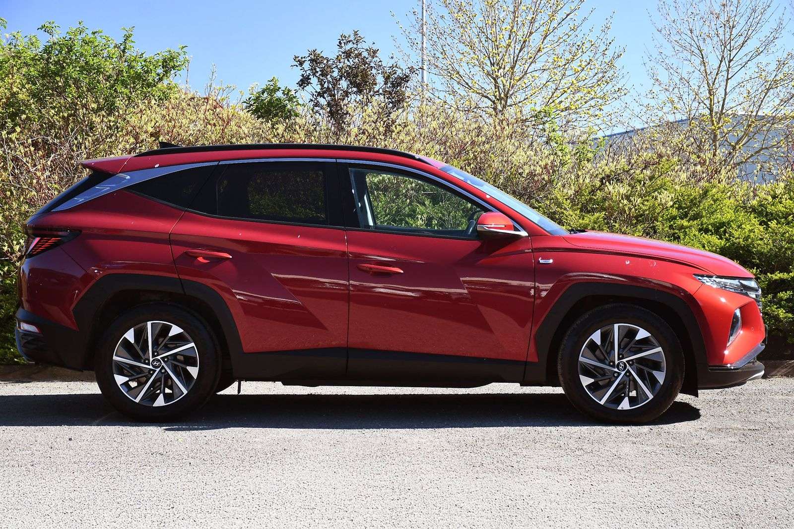 A 2023 HYUNDAI TUCSON 1.6 T-GDi MHEV Premium SUV 5dr Petrol Hybrid DCT Euro 6 (s/s) (150 ps) A 2023 HYUNDAI TUCSON 1.6 T-GDi MHEV Premium SUV 5dr Petrol Hybrid DCT Euro 6 (s/s) (150 ps)