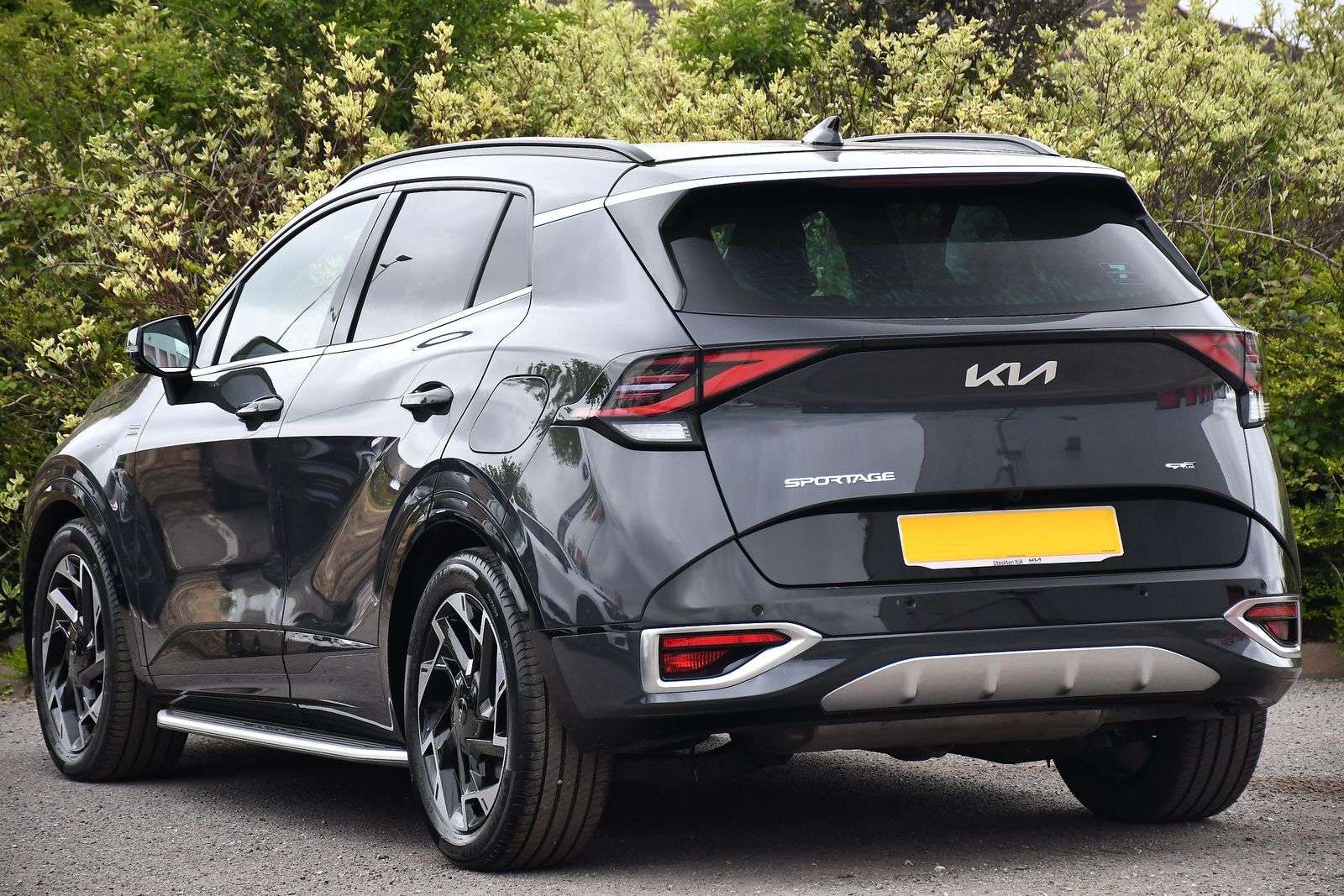 A 2025 KIA SPORTAGE 1.6 T-GDi MHEV GT-Line S SUV 5dr Petrol Hybrid DCT Euro 6 (s/s) (157 bhp) A 2025 KIA SPORTAGE 1.6 T-GDi MHEV GT-Line S SUV 5dr Petrol Hybrid DCT Euro 6 (s/s) (157 bhp)