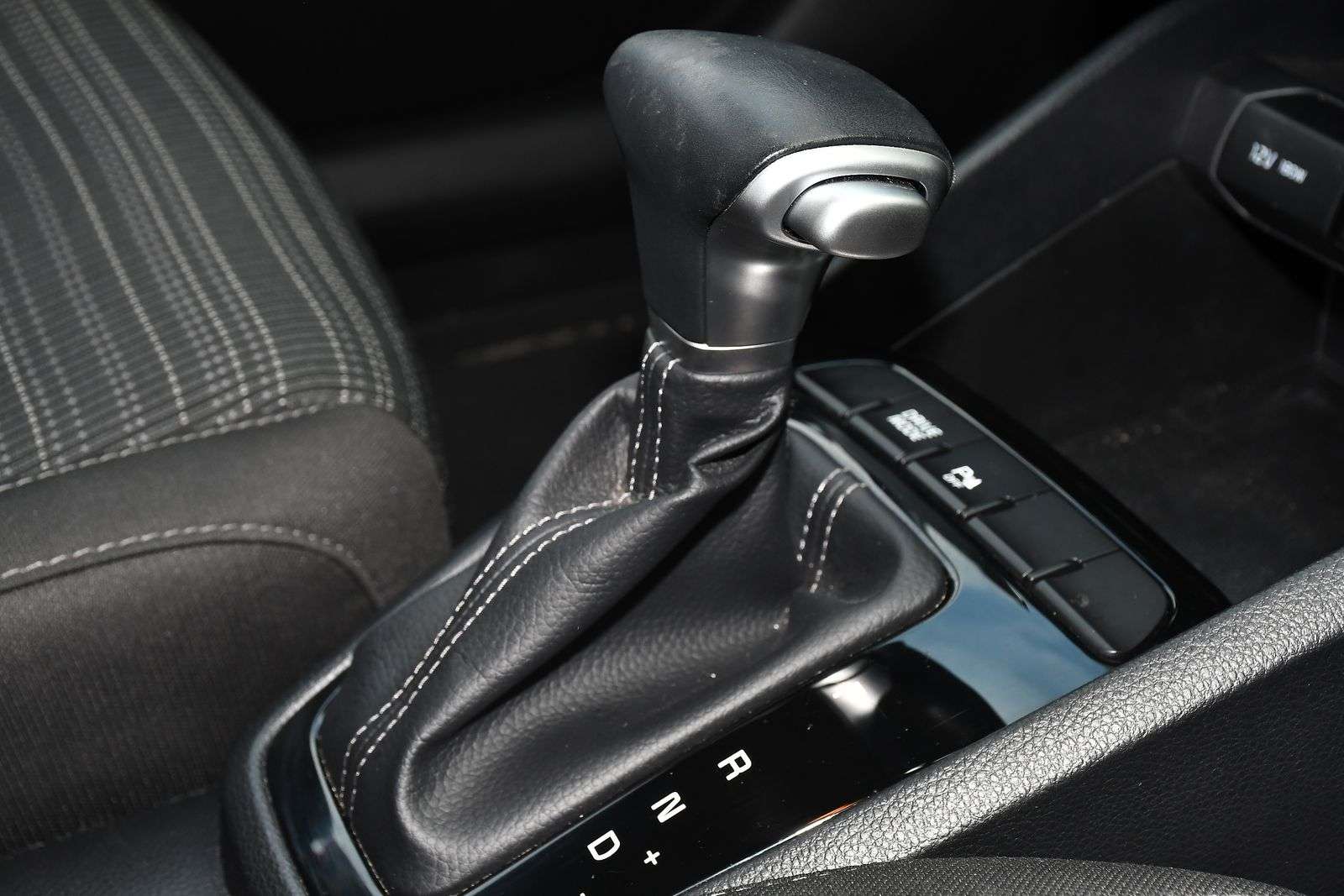 2024 KIA STONIC 2024 KIA STONIC