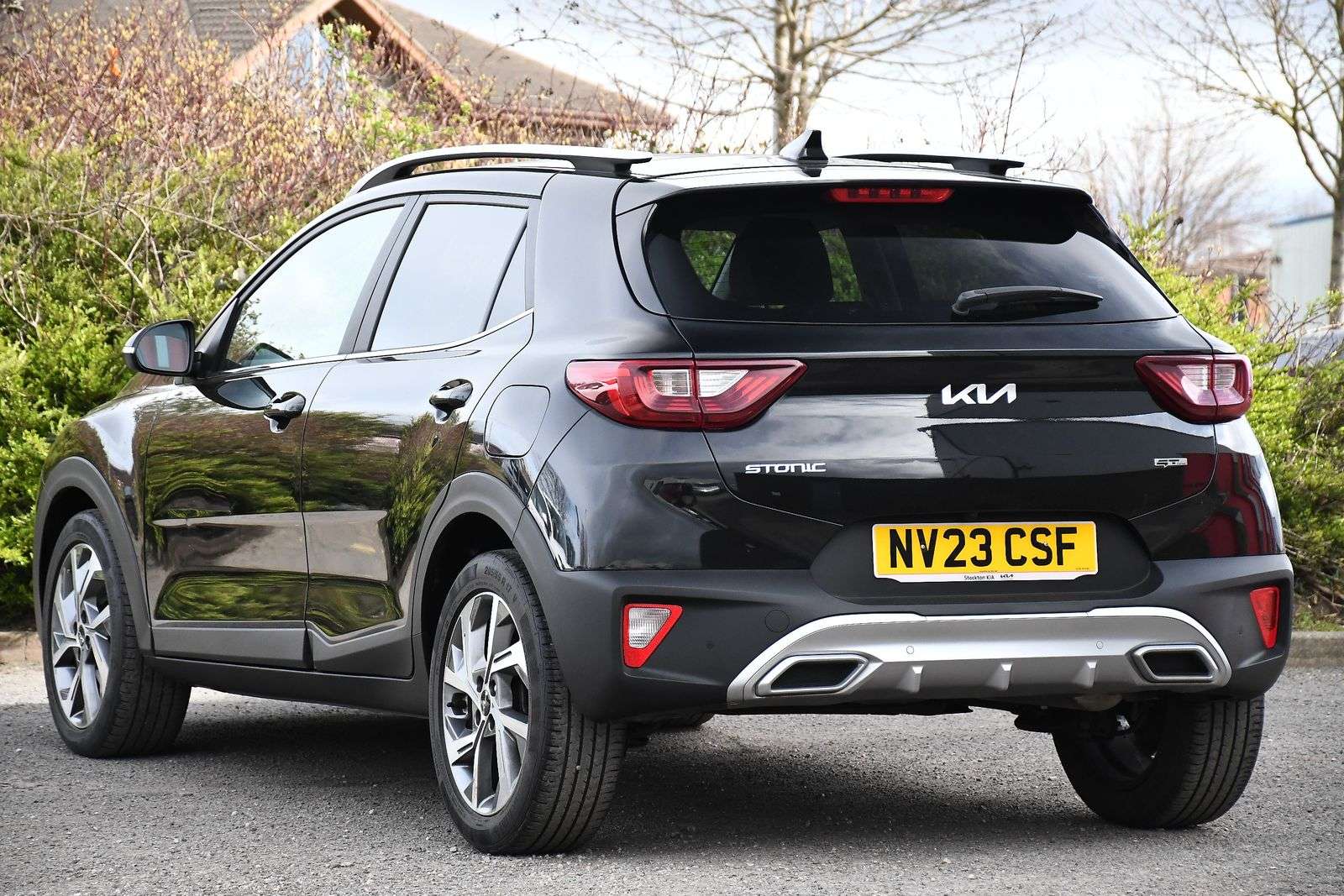 A 2023 KIA STONIC 1.0 T-GDi GT-Line SUV 5dr Petrol DCT Euro 6 (s/s) (99 bhp) A 2023 KIA STONIC 1.0 T-GDi GT-Line SUV 5dr Petrol DCT Euro 6 (s/s) (99 bhp)