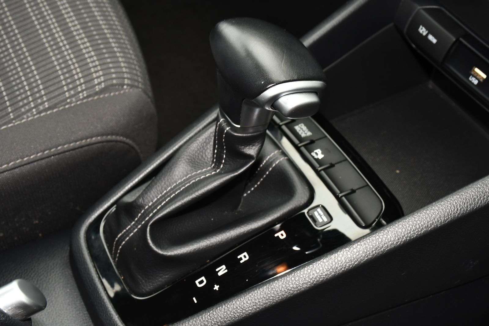 2022 KIA STONIC 2022 KIA STONIC