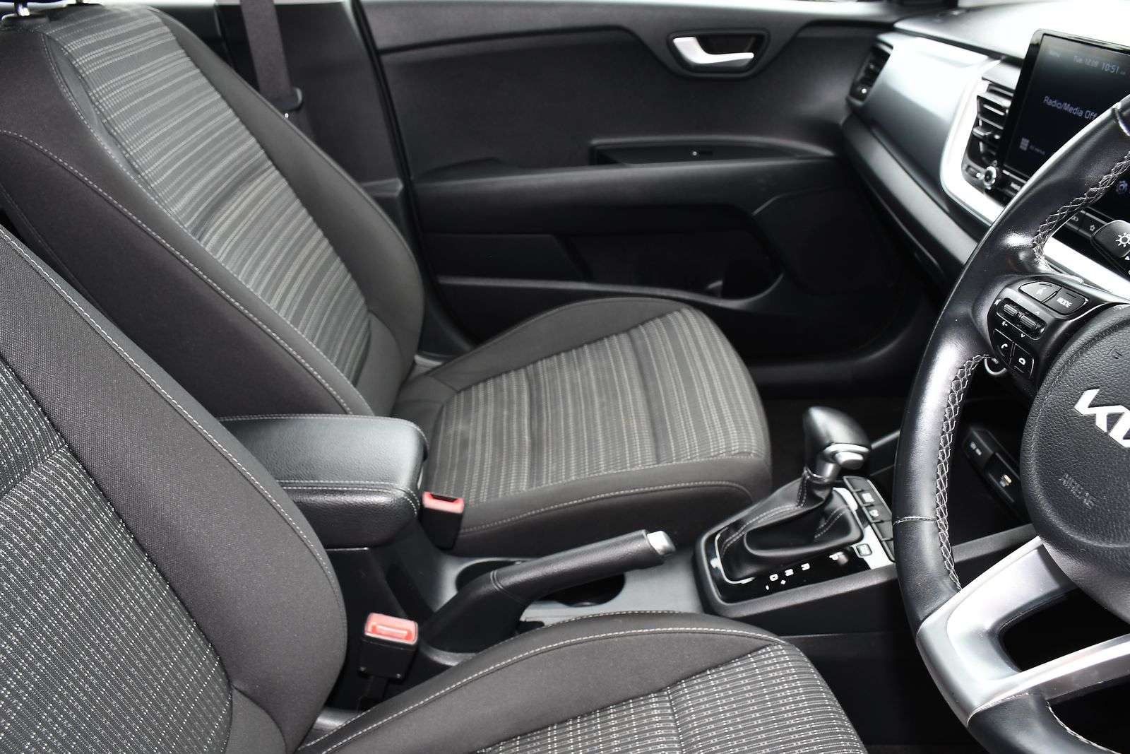 2022 KIA STONIC 2022 KIA STONIC